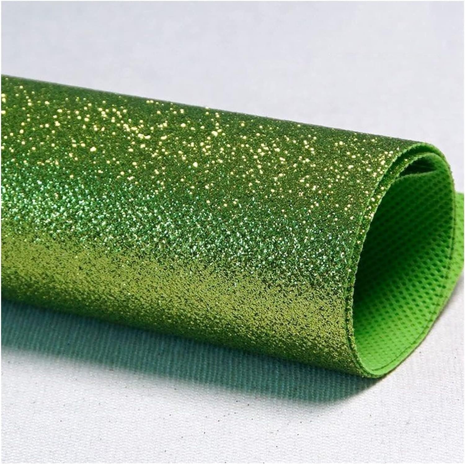 Tapis d'allée de mariage vert 20m de long déco événementielle boule flash