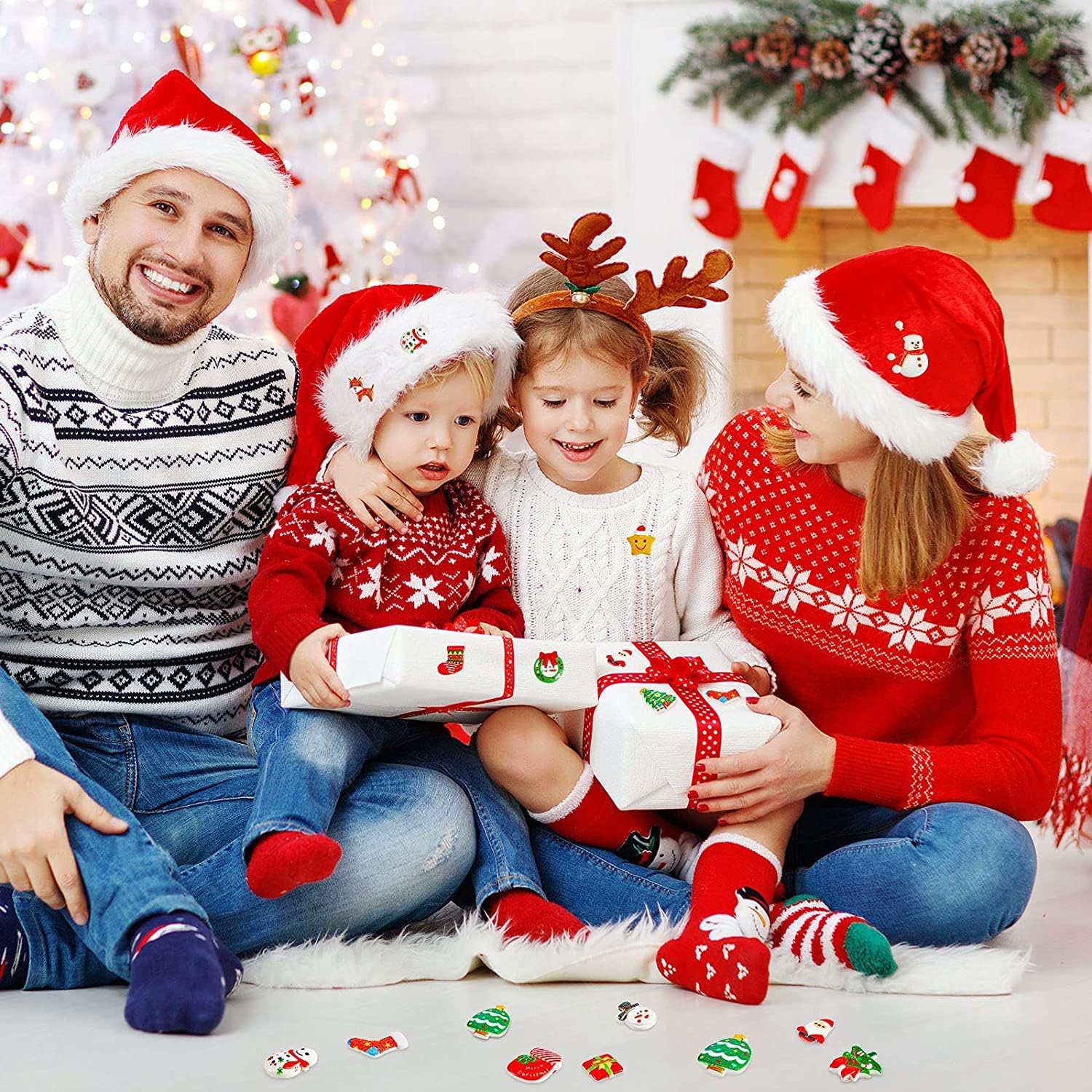 Christmas Resin Embellishments, Xmas Miniature for Craft, Slime Charms Xmas Assorted Mini Flatback Ornaments, DIY Scrapbooking Craft Decoration, 50 PCS