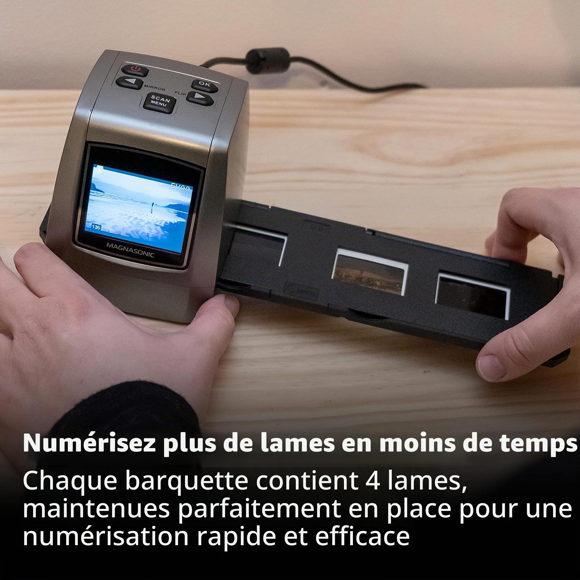 Magnasonic Lot de 3 Supports de Film Long pour scanners de Films compatibles de 35 mm, Peut contenir 4 Diapositives pour accélérer Le Temps de Traitement, Facile à Utiliser, aplatit et protège Les