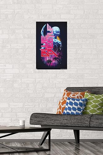 Miniatura 2 de Trends International DC Comics Movie Blue Beetle - Póster de pared Lightning de 22.4 pulgadas de largo x 14.7 W, paquete de póster y montaje prémium