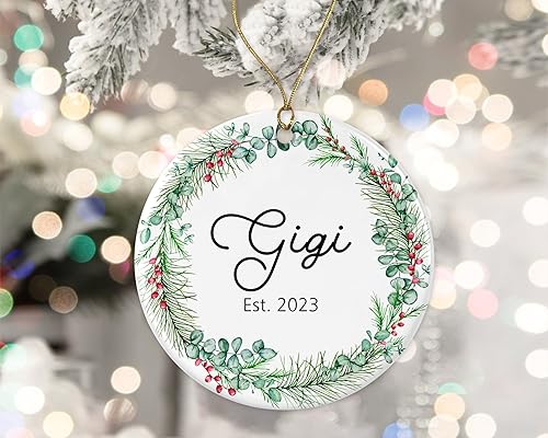 Gigi Est 2023 - Adorno de Navidad Gigi, adorno para Gigi, nuevo regalo de Gigi, adorno de Navidad de hija, hijo, nietos impreso en ambos lados