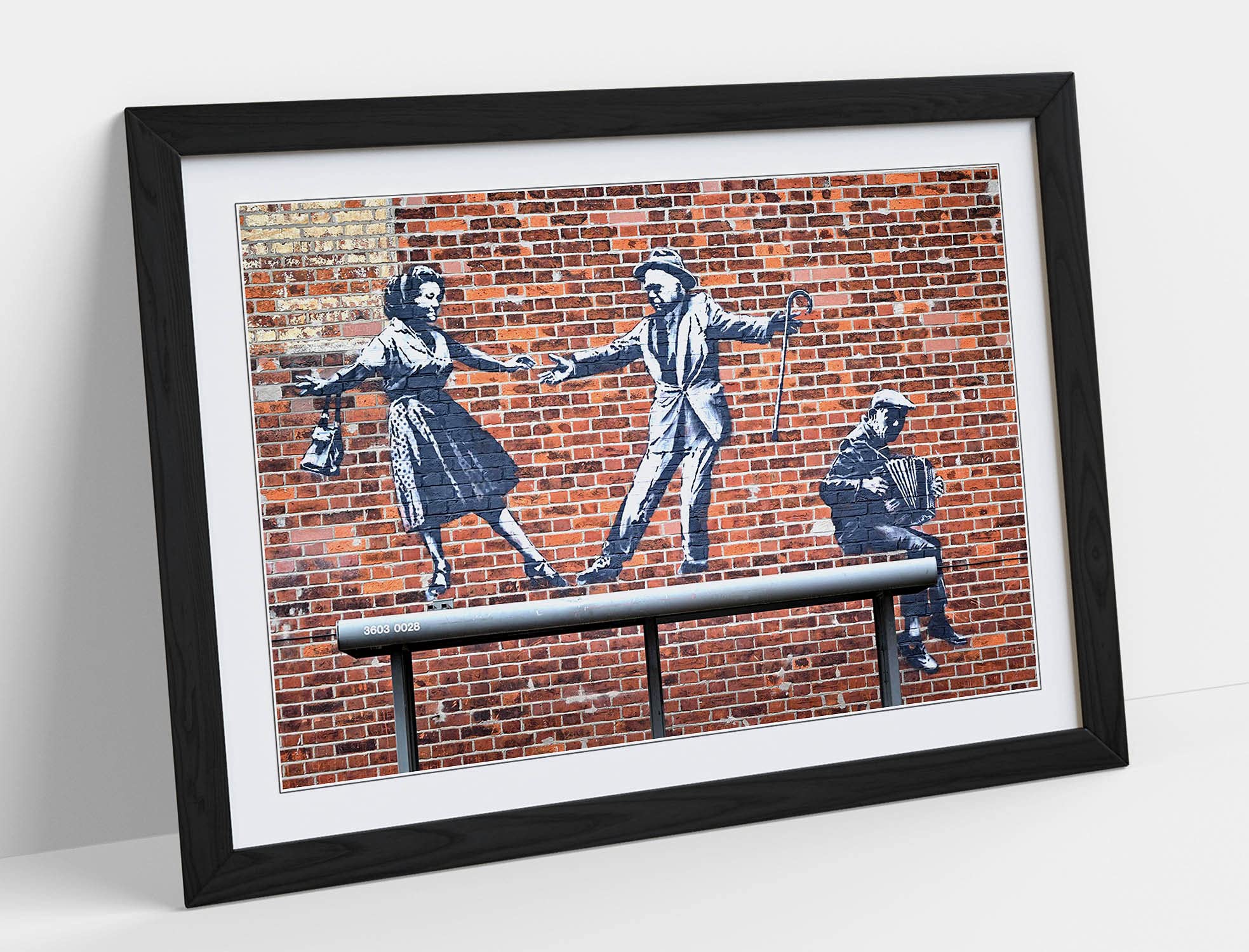 Canvasartshop Black - Banksy Spraycation Bus Stop Dancers- Premium Wall Art Framed Picture Prints - 3 Colours - 4 Sizes (, A4)