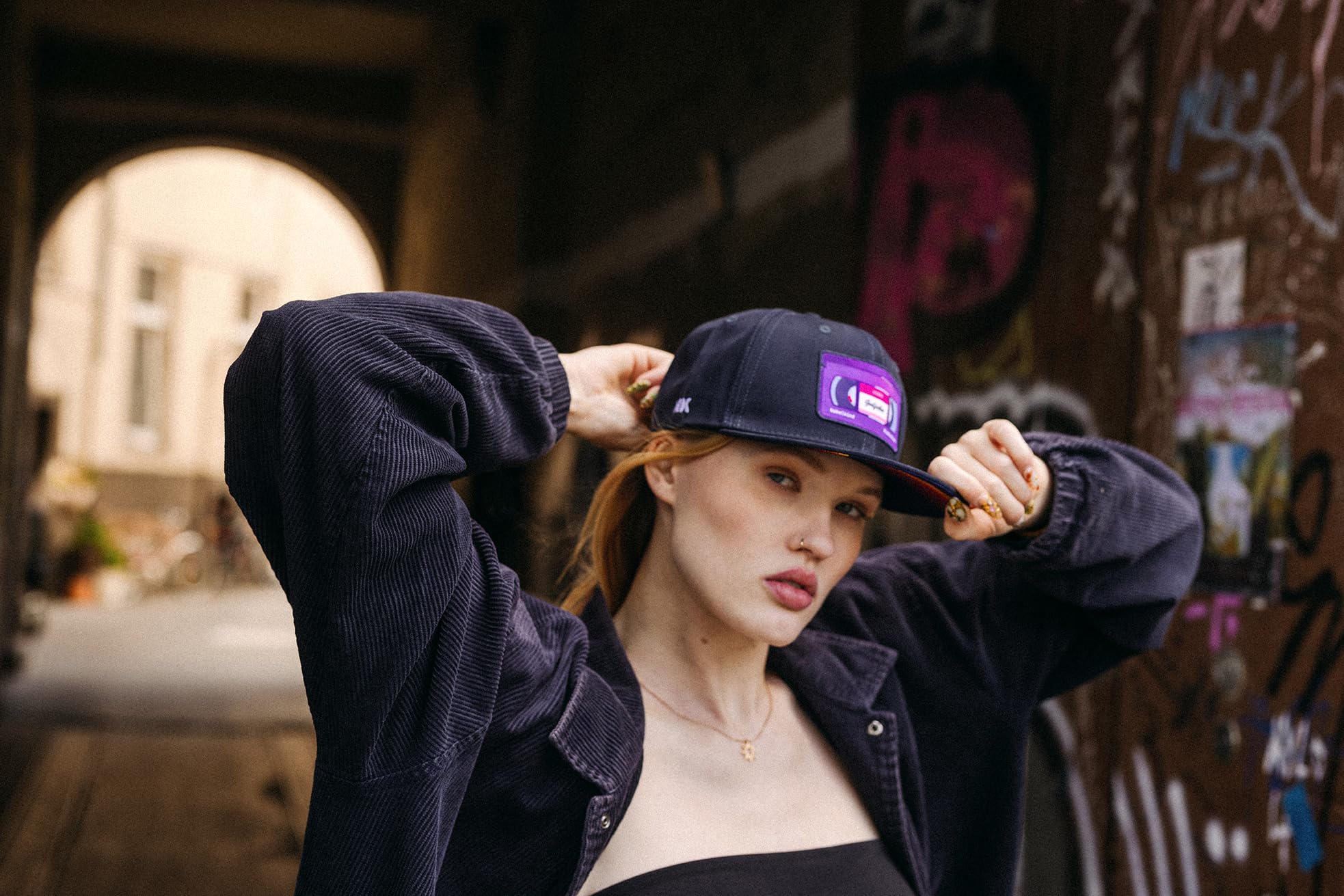 Nebelkind gorra Snapback para hombre y mujer, color azul oscuro, talla única, unisex, estilo callejero, visera recta, retro