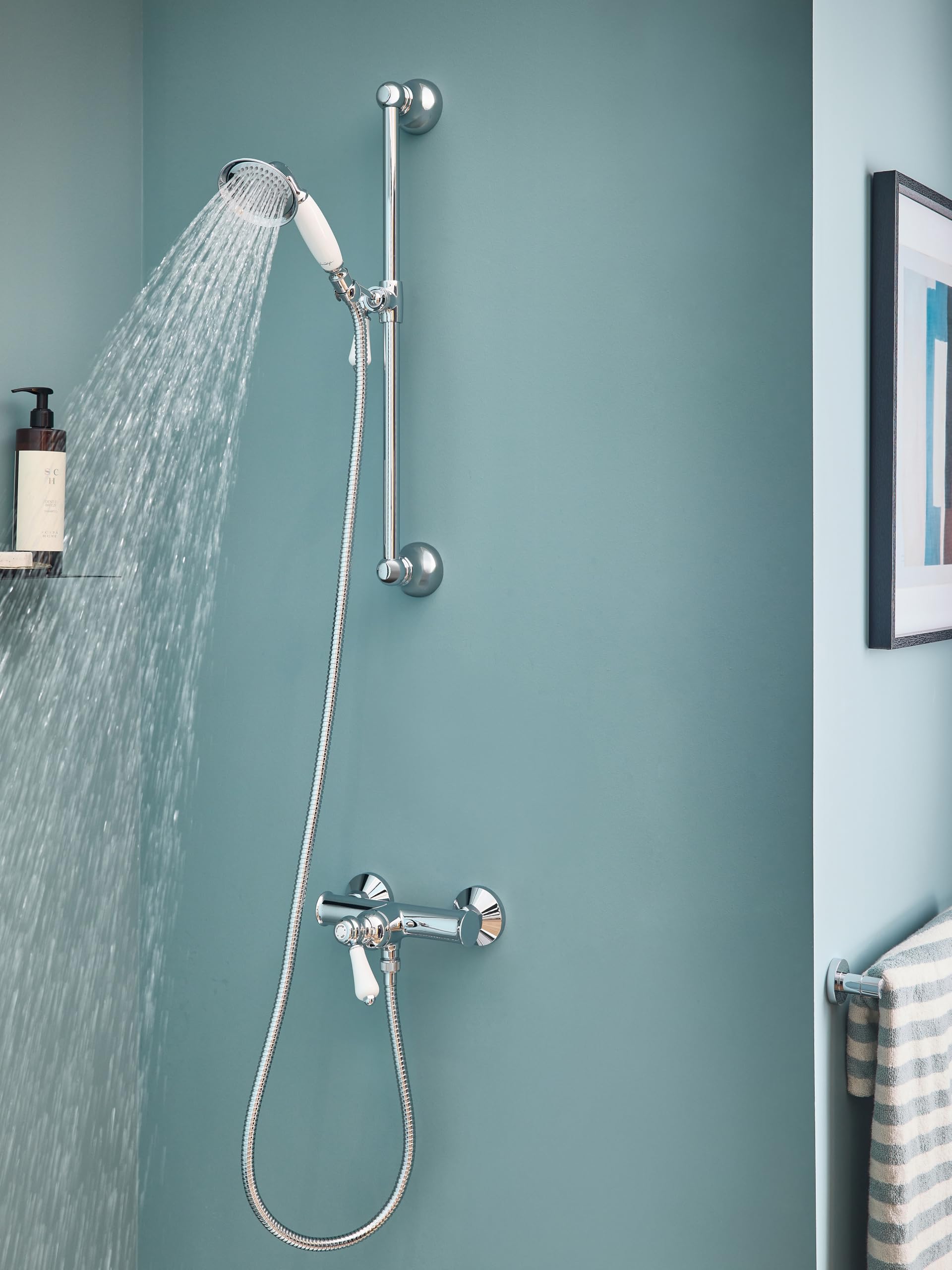 Jacob Delafon - Miscelatore doccia a parete Louise - Meccanico - Design retrò, manico in ceramica - Risparmio d'acqua - 21,5 x 16,70 x 17 cm - Finitura cromata - E24362-CP