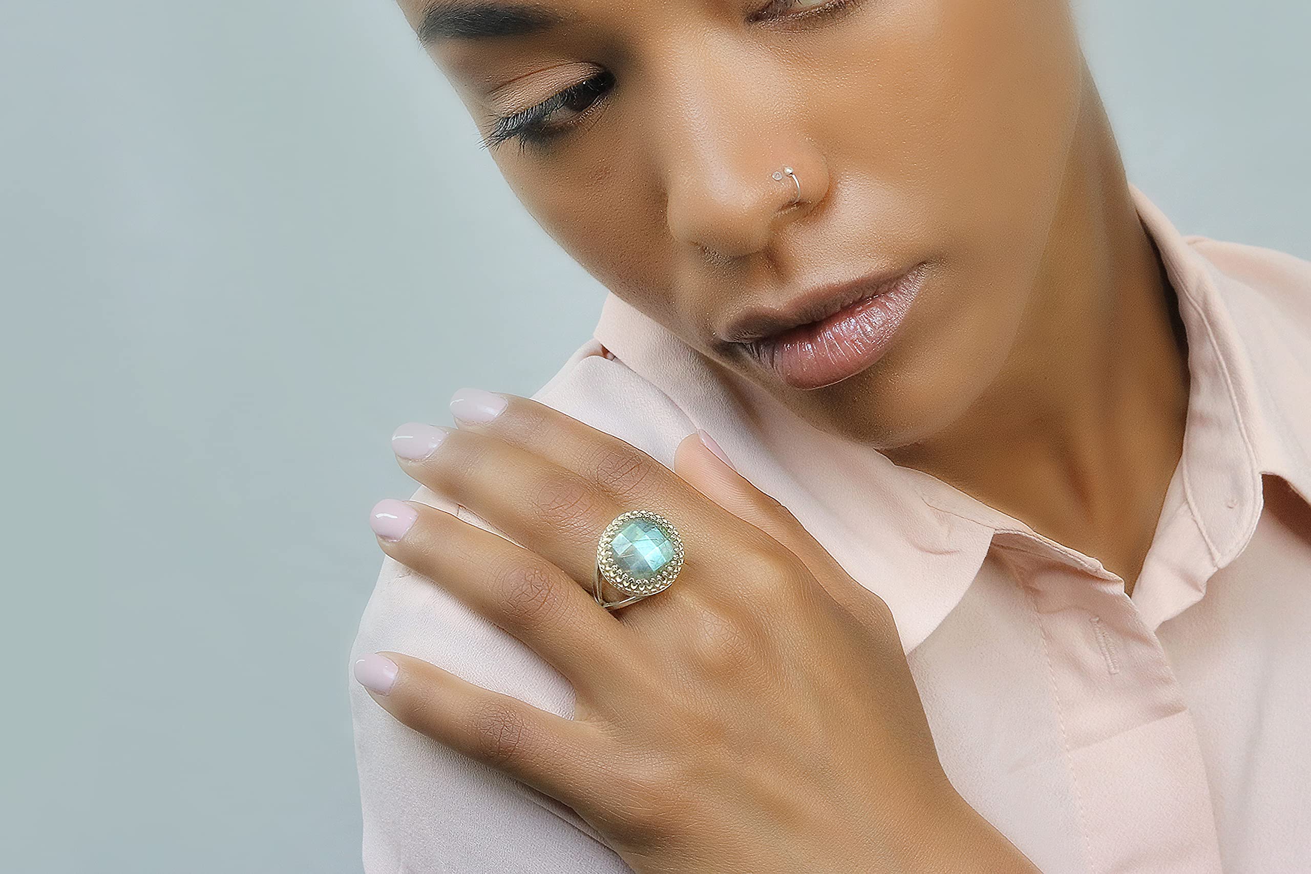 Anemone Gioielli Anelli Pietra Gemma Alla Moda - Anello Labradorite con Oro Riempito Banda 14k - Gioielli Fatti a Mano 14k per Ogni Occasione - Confezione Regalo Gratuita - Incisione Disponibile