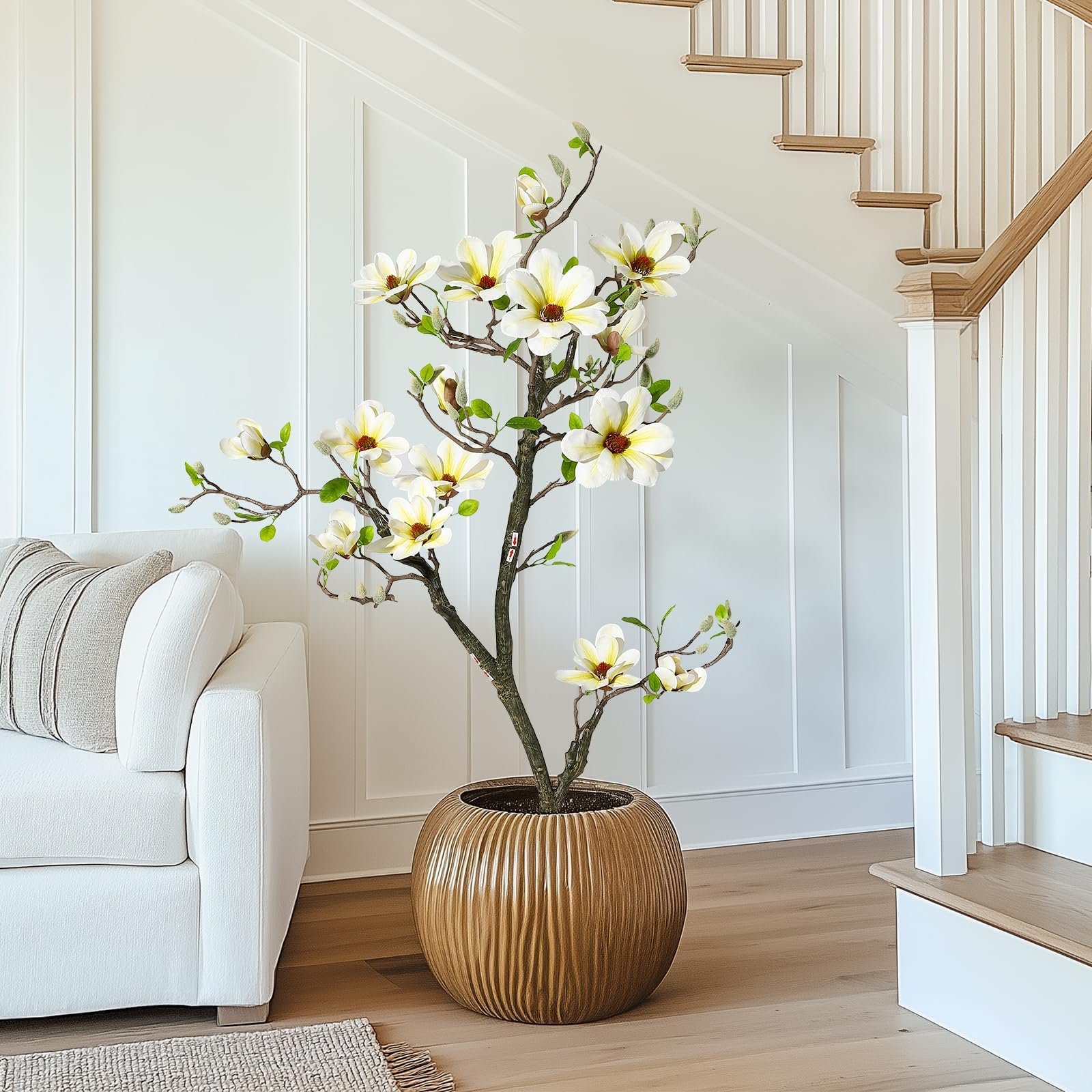 IDEALHOUSE Künstlicher Magnolienbaum im Topf 120 cm - pflegefrei für Indoor/Outdoor - realistische Blüten & grüne Blätter - inkl. weißem Topf mit Moos - Deko Terrasse/Garten/Büro - Farbe: 4FT