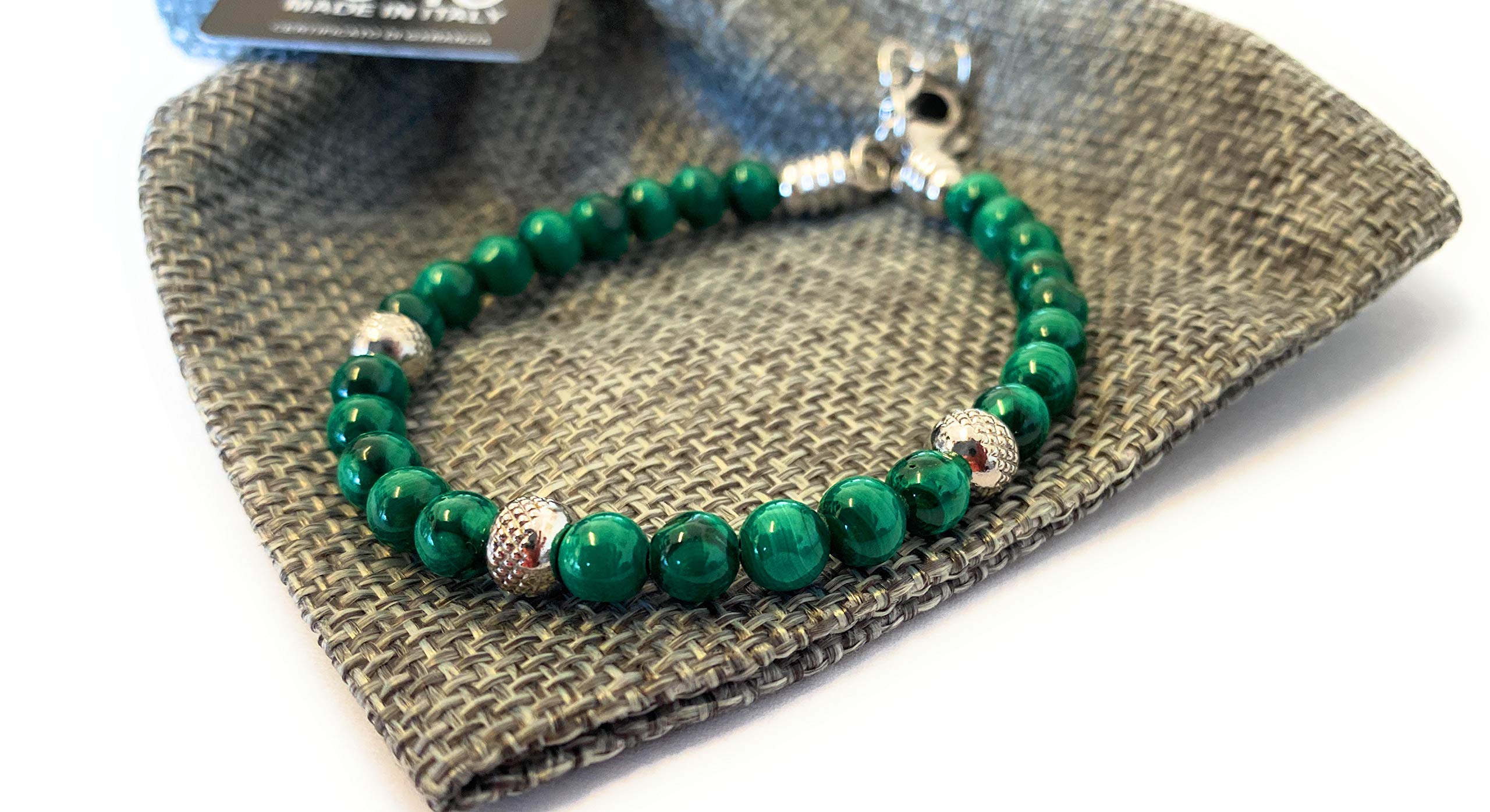 10:10 Bracciale in acciaio inox e pietre naturali di malachite da 6 mm e perle in acciaio inox, bracciale per uomo e donna molto resistente prodotto in Italia.