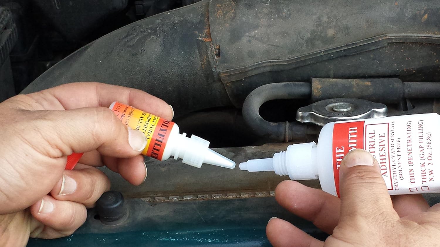 Buy THE GLUESMITH Extra Large Plastic Repair Glue and Filling Powders It's Super Glue ON