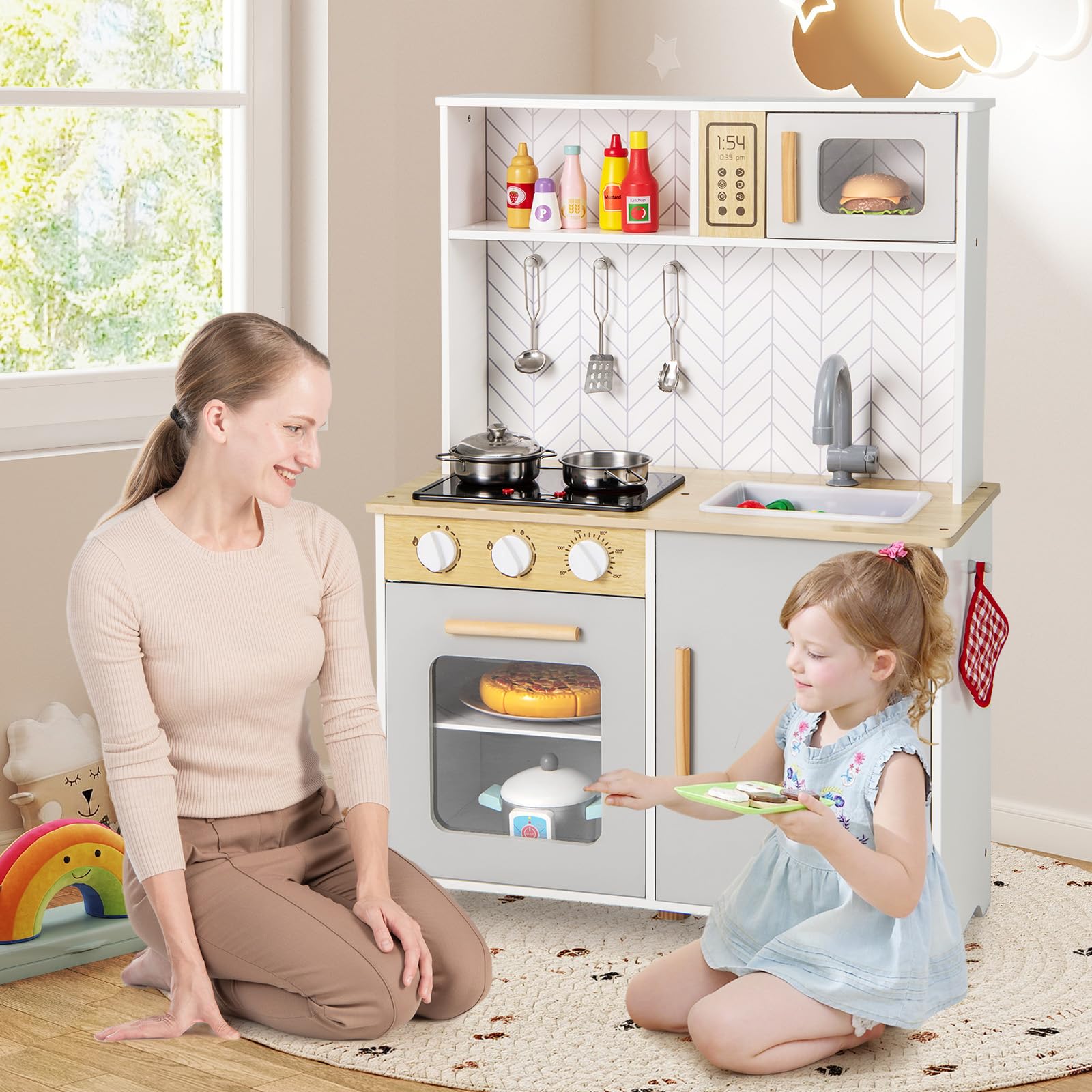 HOMASIS Cucina Giocattolo per Bambini con Luci e Suoni, Cucina Realistica in Legno con 3 Utensili, Rubinetto, Fornello, Microonde e Forno per Bambini da 3+ Anni (Bianco)