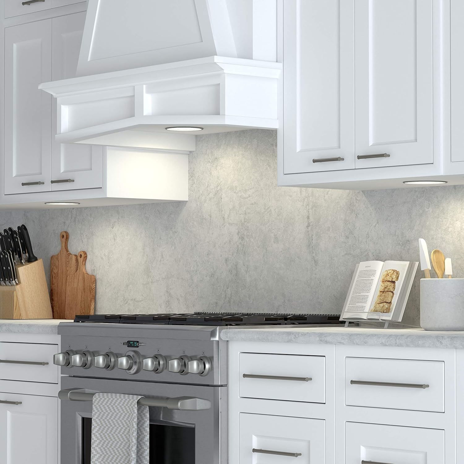 Black Friday 🔥 AmazonCommercial 65 Watt Equivalent, 25000 Hours, Dimmable, 650 Lumens, Energy Star and CEC (California) Compliant, BR30 LED Light Bulb - Pack of 50, Soft White Review Product AmazonCommercial 65 Watt Equivalent, 25000 Hours, Dimmable, 650 Lumens, Energy Star and CEC (California) Compliant, BR30 LED Light Bulb - Pack of 50, Soft White