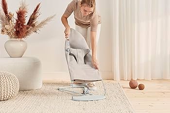 babybjorn チェア Amazon.com : BabyBjörn Bouncer Bliss, Blue, Woven, Petal