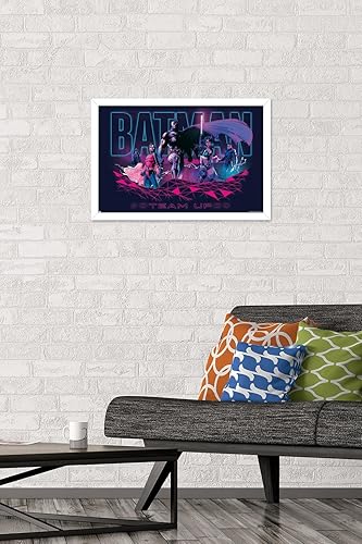 Miniatura 32 de Trends International DC Comics Batman - Póster de pared de Team Up, 14.72 x 22.37 pulgadas, versión enmarcada plateada Versión con marco plateado