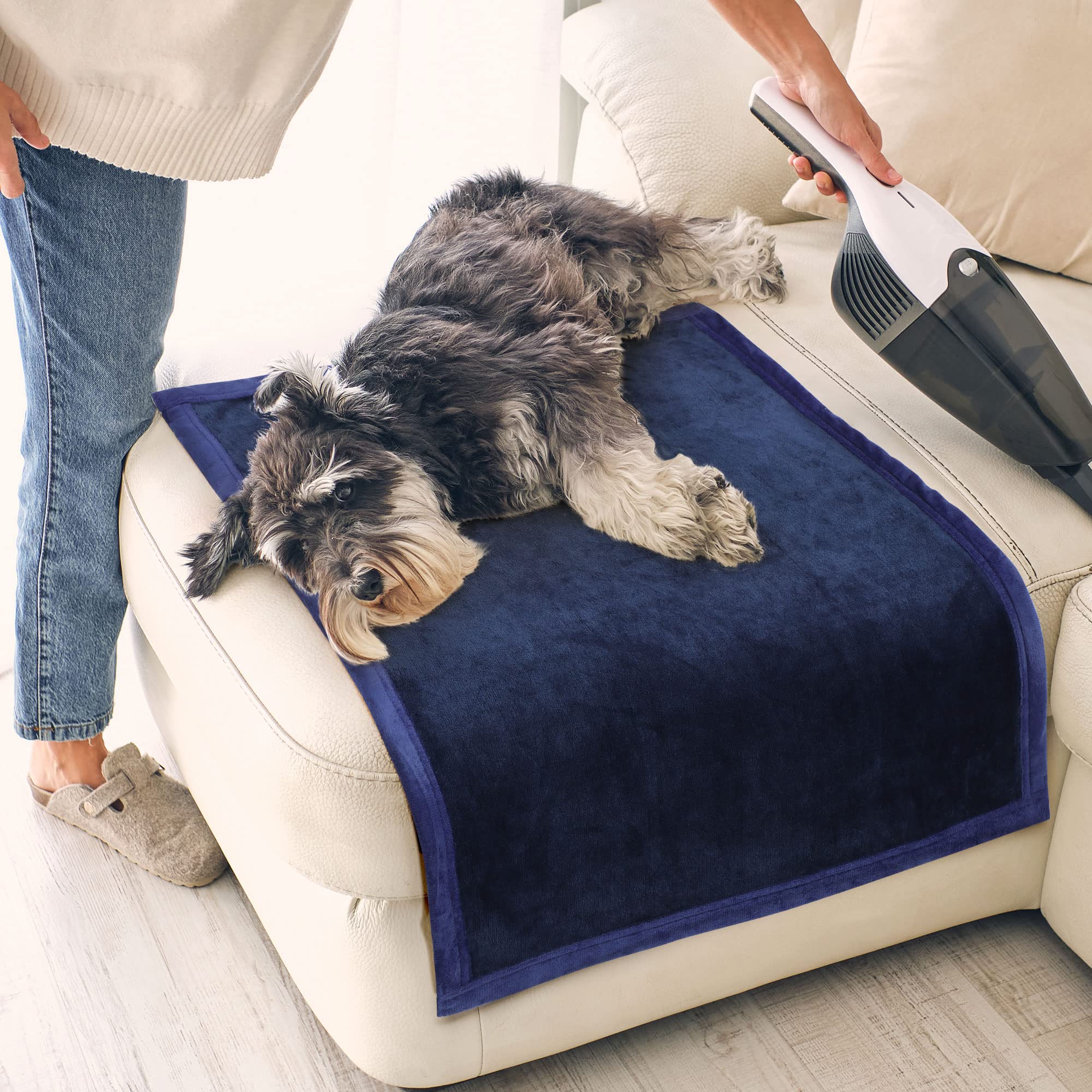 PiccoCasa Dog Blanket Washable, Fleece Puppy Blankets Soft and Warm for Pets Flannel Bed Cover Navy Blue 75cm x 100cm - Image 3
