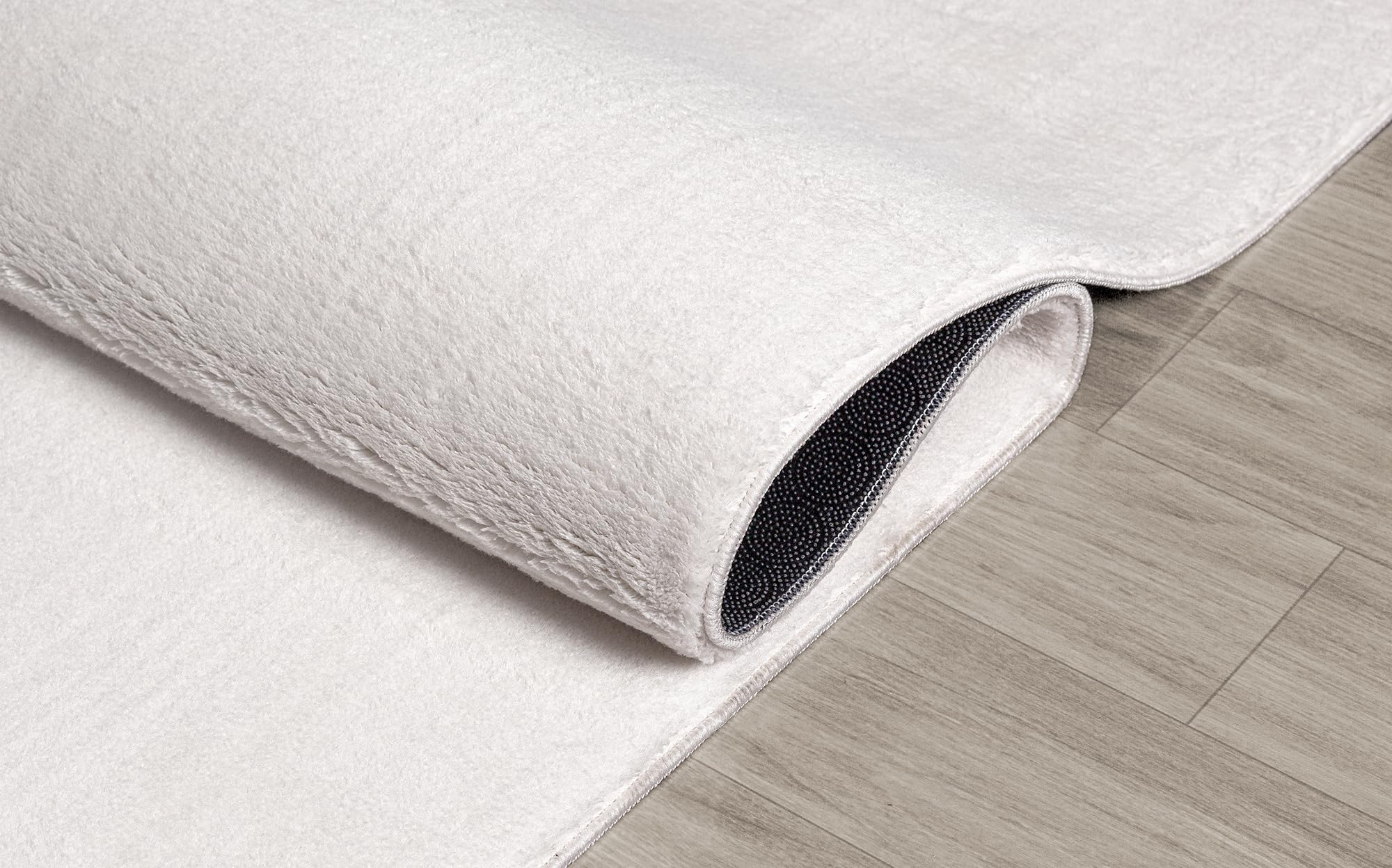 Mia´s Teppiche Taos – kuscheliger Kurzflor Teppich in Felloptik, super Soft & waschbar bis 30°C, mit Anti-Rutsch-Unterseite, Wohnzimmer & Schlafzimmer, Made in Türkiye, Creme, 200 x 280 cm