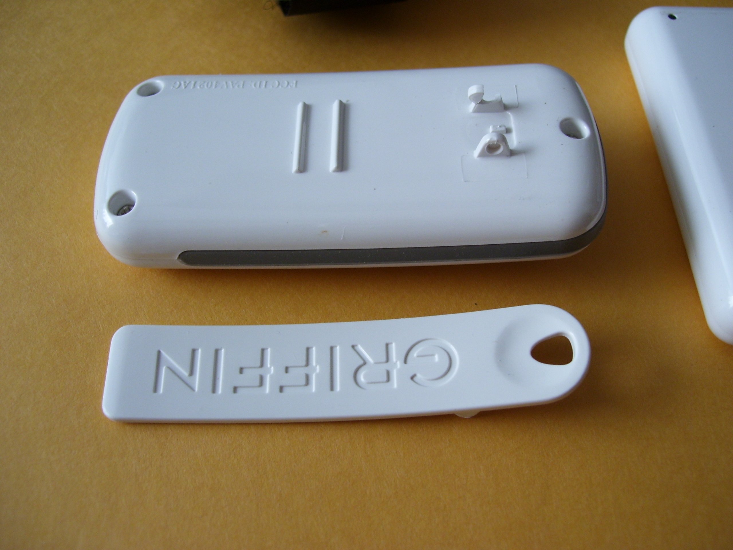 Amazon.com: Griffin Technology 9502-CLK30 AirClick RF Remote