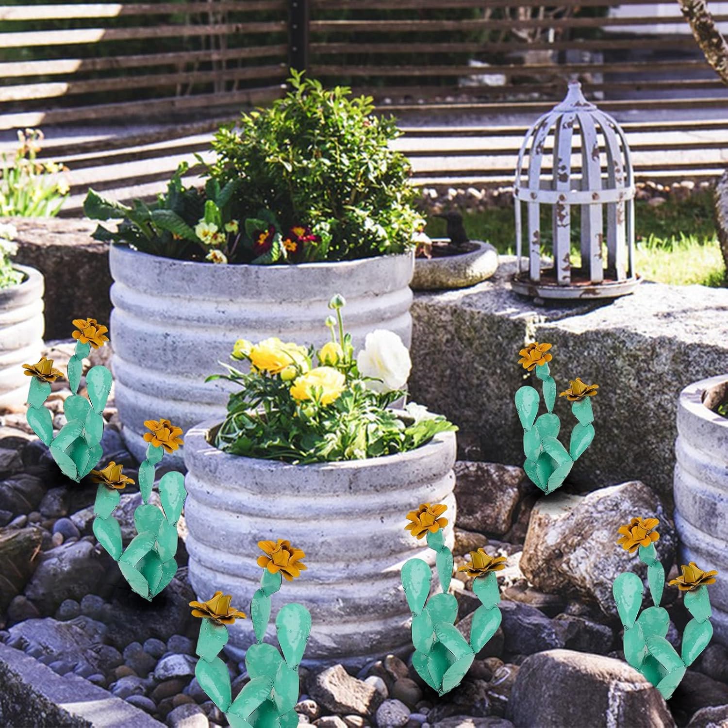 Metal Cactus Outdoor Decor - Iron Cactu Yard Art - Metal Plants Statue for Outdoors - Fake Cactus Rustic Artificial Cactus Sculpture for Garden Lawn Patio Balcony Backyard Decor 11.8" (Green)