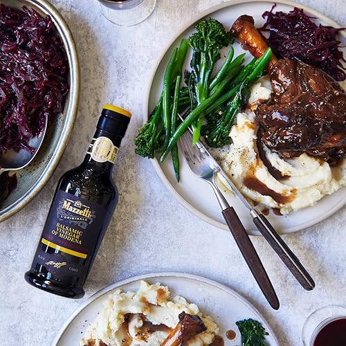 Miniatura 4 de Mazzetti Vinagre balsámico de Módena de 3 años de edad con etiqueta negra IGP  Dulce y grueso  Perfecto para queso y fruta  Envejecido en barricas