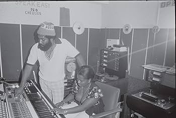 ROCKERS テッド・バファルコス著 Amazon.co.jp: Rockers: Ted Bafaloukos + 1970s New York +