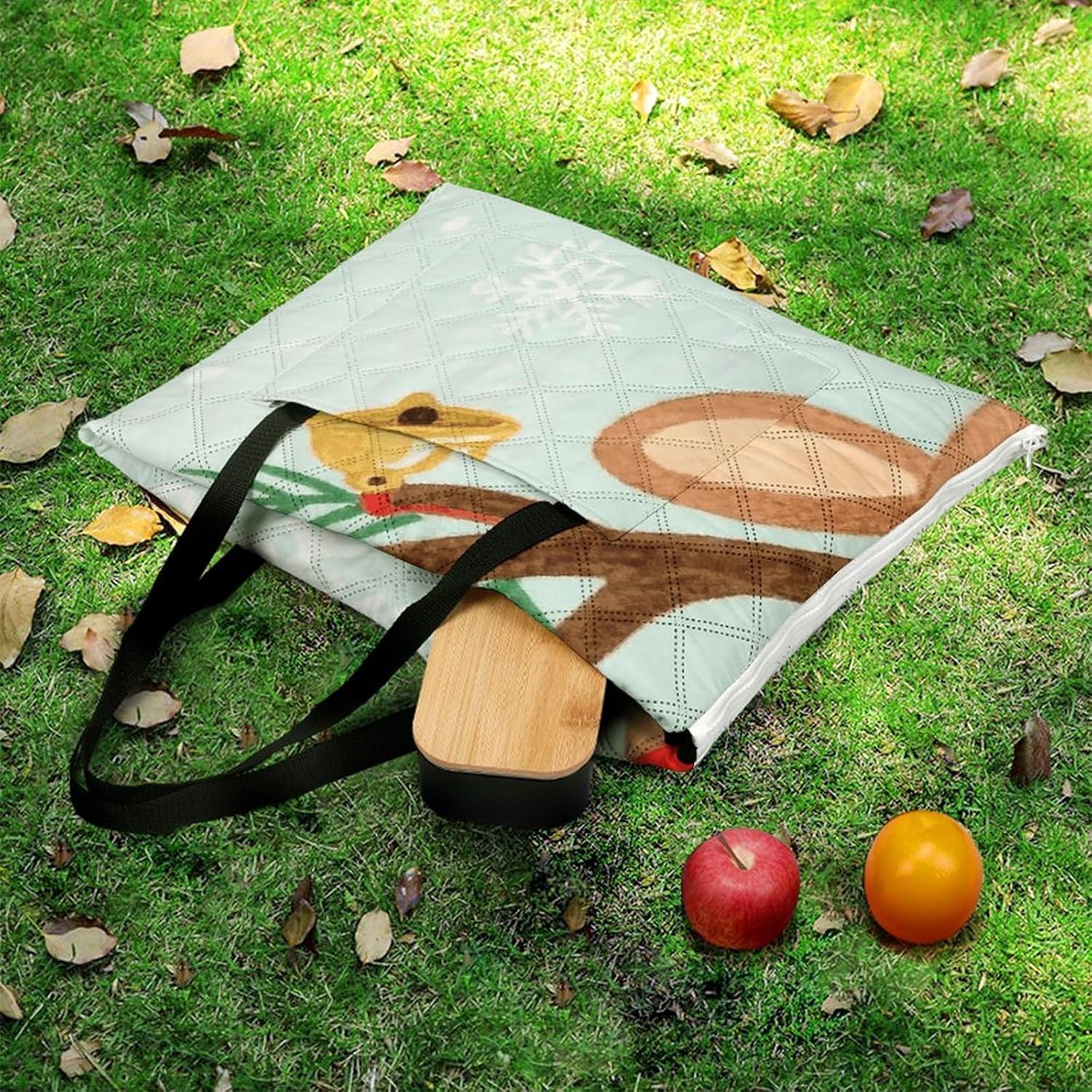 Christmas Deer Picnic Blanket 150x150cm, Foldable 2-in-1 Picnic Mat and Tote Bag Portable Waterproof Beach Mat Sandproof Outdoor Blanket for Park, Hiking, Beach, Camping, Travel