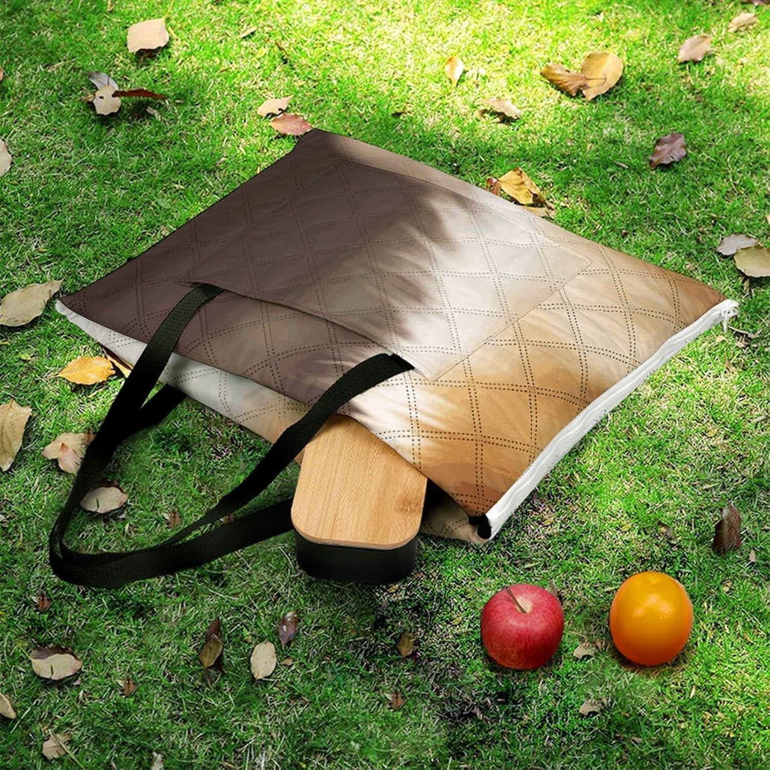 Cute Pomeranian Dog Picnic Blanket with Zipper Water Resistant Sand Free Picnic Mat Washable Foldable Easy Carry Beach Blanket for Lawn Beach Hiking Camping