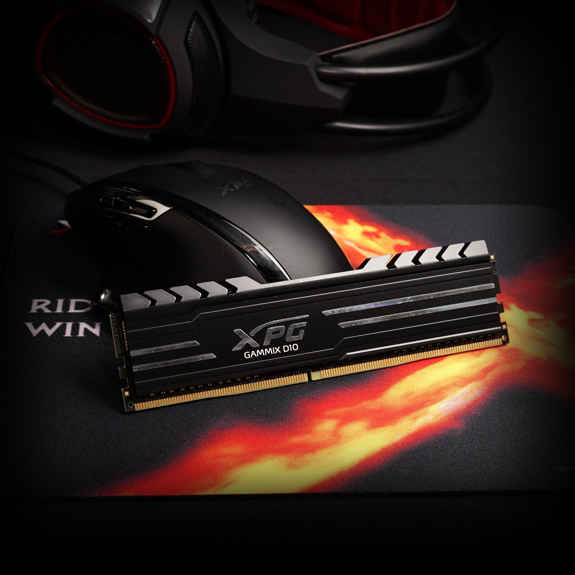 XPG GAMMIX D10 16GB DDR4 2400Mhz Memory, Overclocking with Intel