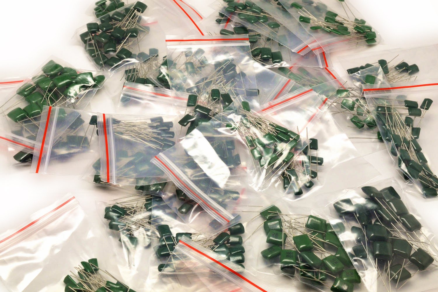 100-V-Mylar-Folienkondensator-Sortimentssatz 2A22I~2A474J 220pF~470nF 38Werte x 10 Stück Kondensator Bastelmaterial