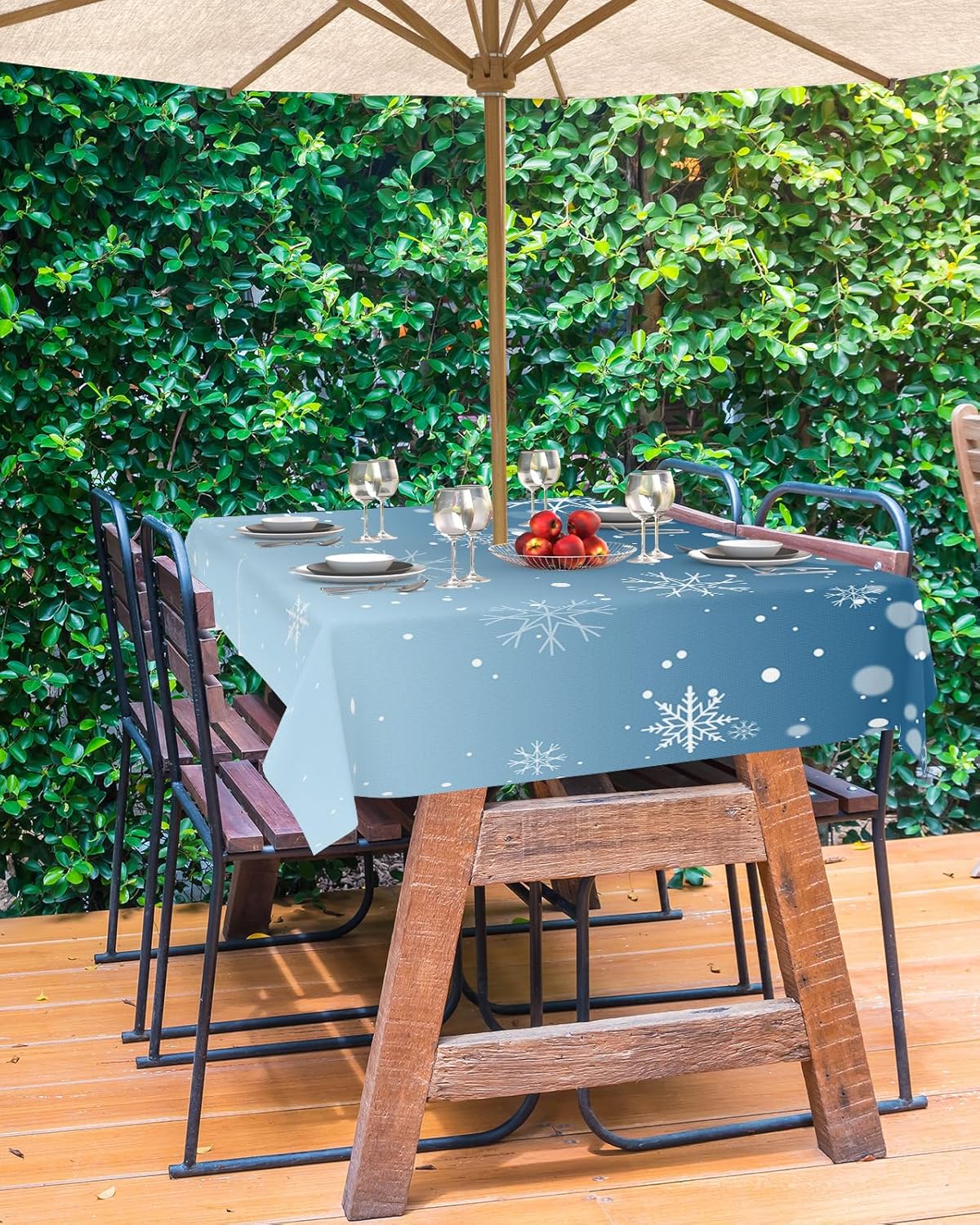 Christmas Tablecloth White Snowflake Rectangle Outdoor Tablecloths 60x120 Inch, Patio Table Cloths with Umbrella Hole and Zipper, Blue Table Cover for Outdoor Tables Picnic Dining Xmas Holiday Party