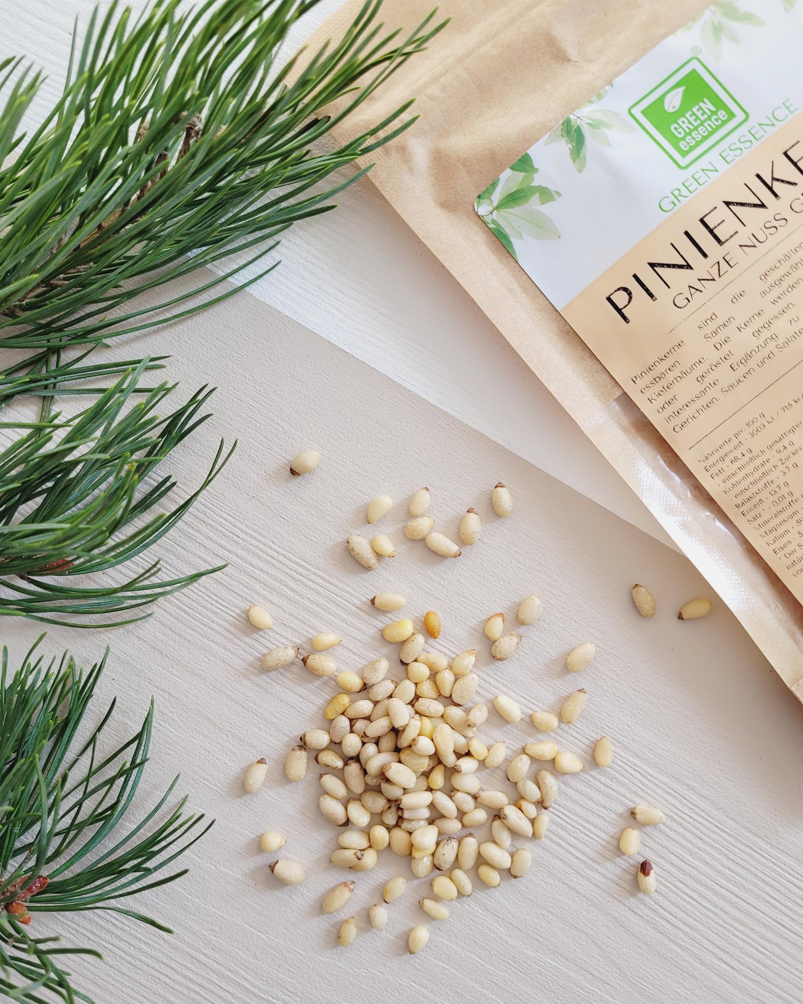 Pinienkerne 500g von Green Essence - Naturbelassen - Frisch und Ungesalzen - Für Pesto in Top Qualität - Ohne Zusätze - Vegan - Protein - Zedernüsse Ganz