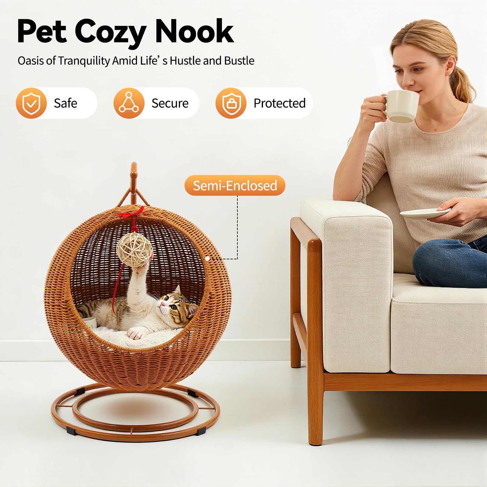 Treeisland Katzenschaukel freistehend mit Kissen und Kratzbrett Gelbbraun | Katzenruheplatz, PP Imitation Rattan, 7,5 Kg Belastbarkeit, für entspannte Katzennickerchen