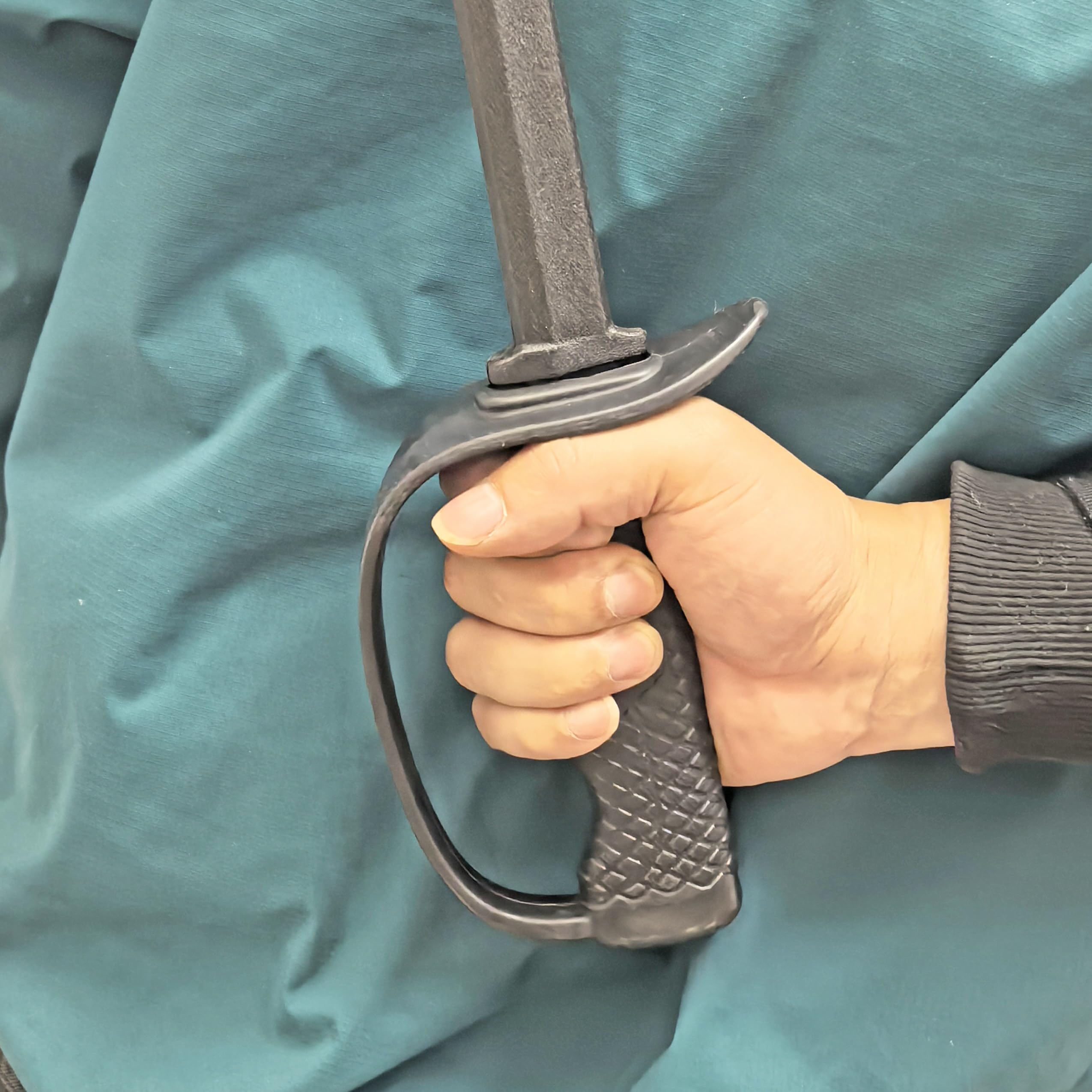 2 espadas largas de polipropileno de alta dureza, estilo europeo, prácticas, cosplay, de 38.5 pulgadas de largo