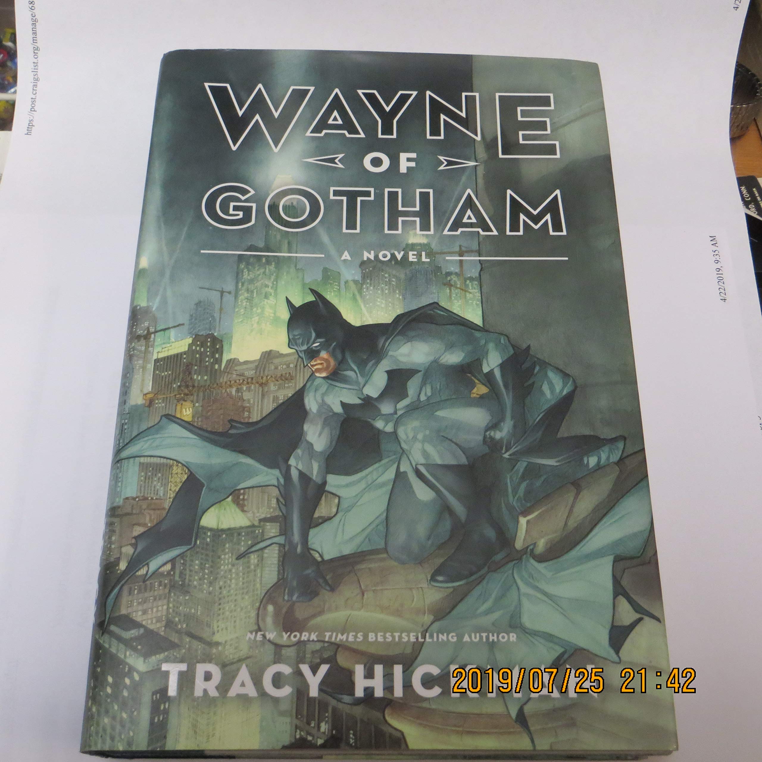 It Books Wayne of Gotham: A Novel