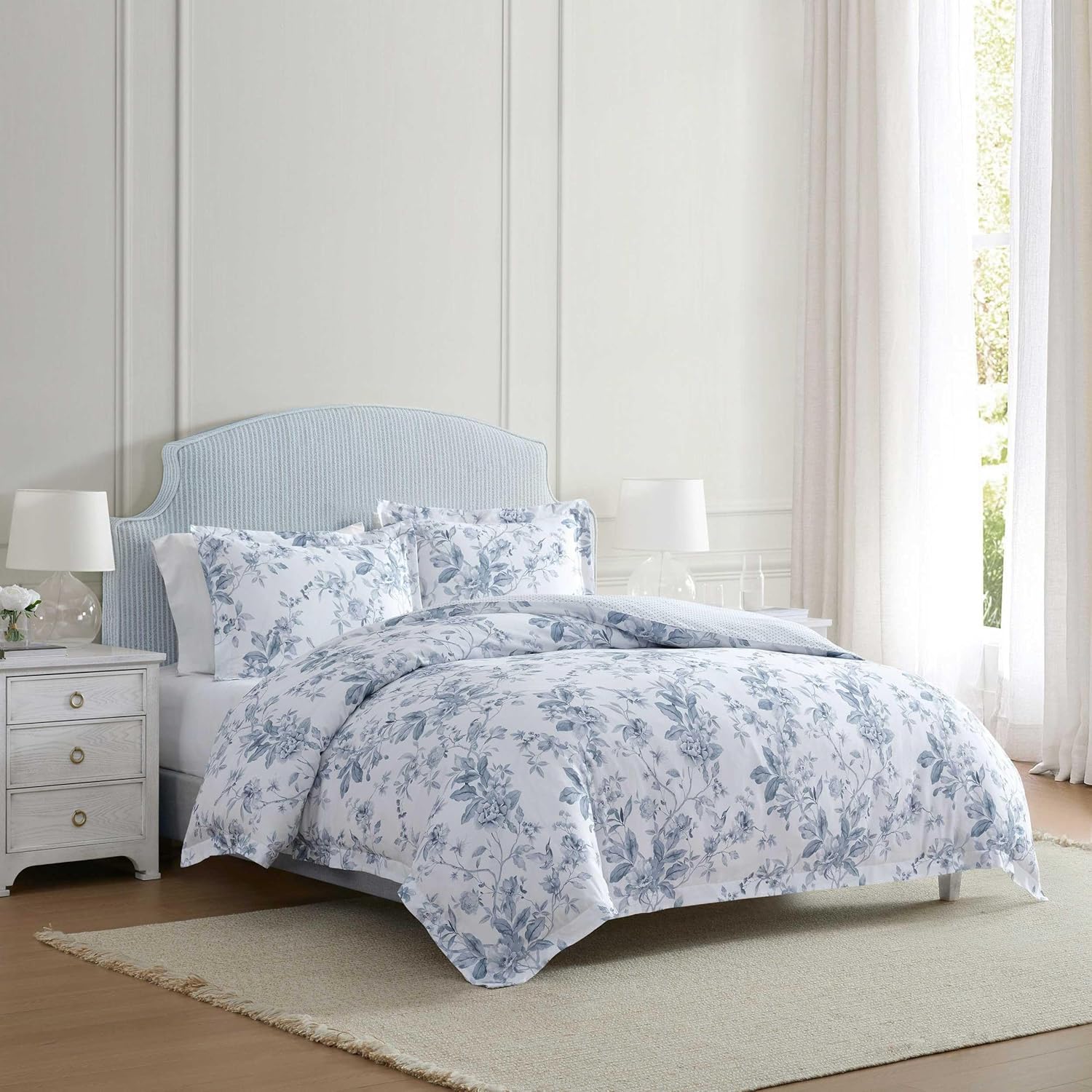 Martha Stewart - Queen Duvet Cover Set, 100% Smooth & Silky Sateen Cotton Bedding, 3 Piece Floral Bedding with Matching Pillowcases (Songbird Blue)