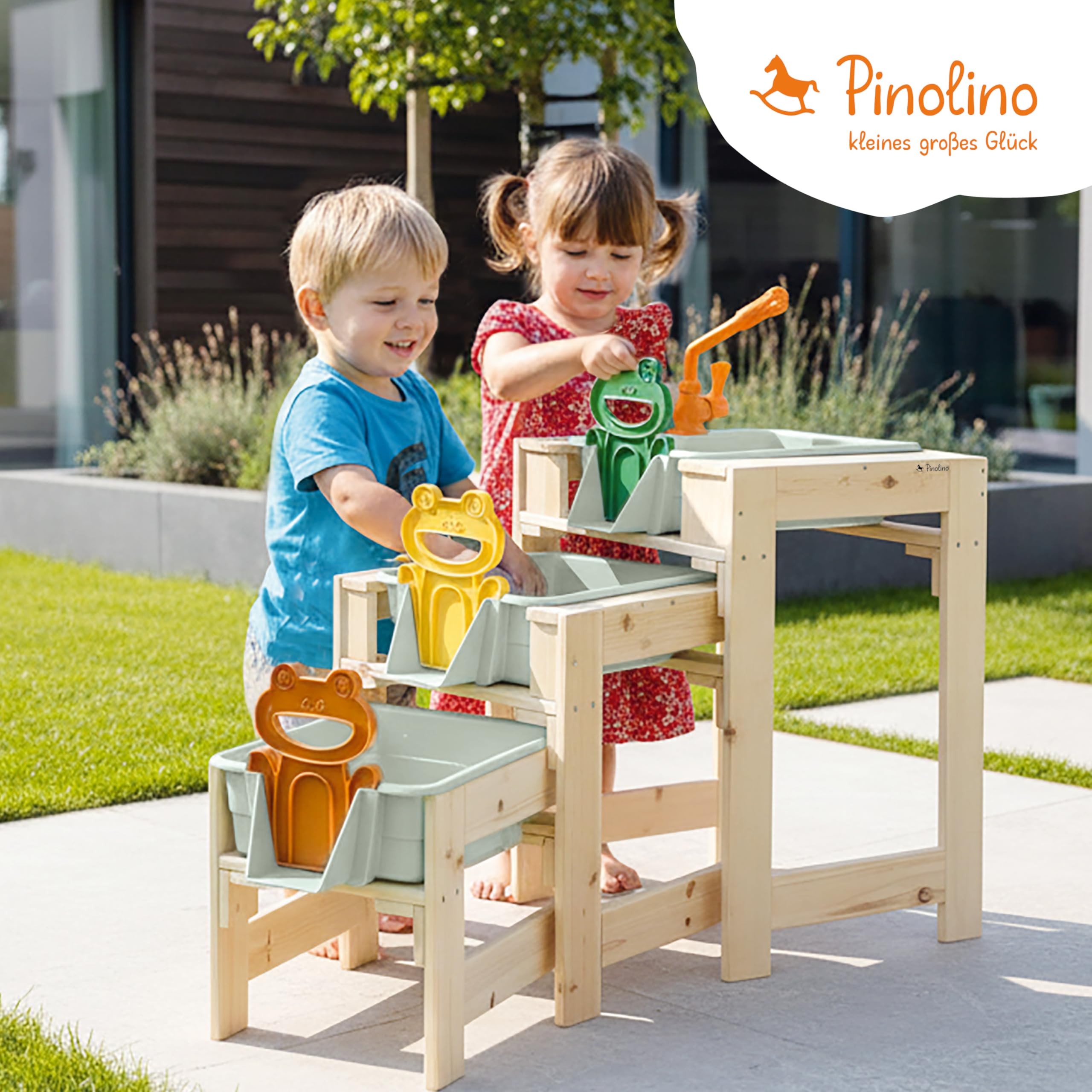 PINOLINO Juego de mesa de juegos de agua Frolino, 3 piezas, juguete acuático para exteriores, juguete de madera para jardín, con grifo y conexión de manguera, 3 mesas de juego con bañeras, a partir de