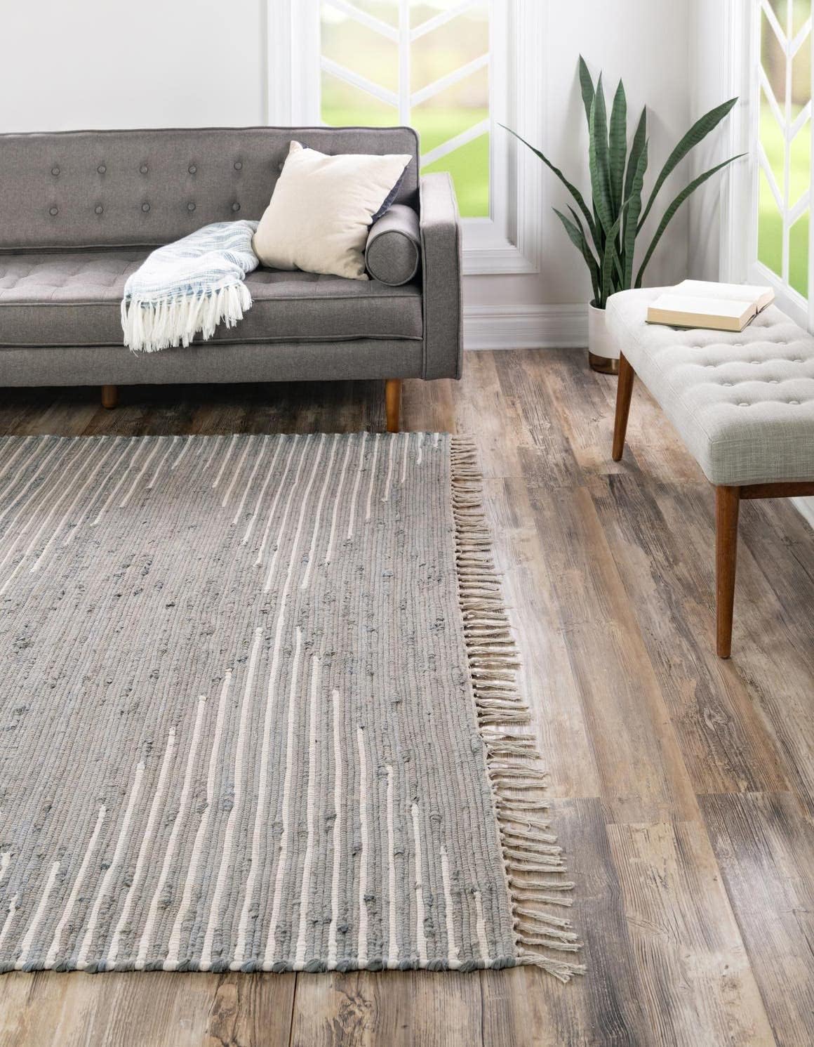 Unique Loom Chindi Cotton Collection Area Rug Briah (10' Square, Light Gray/ Ivory