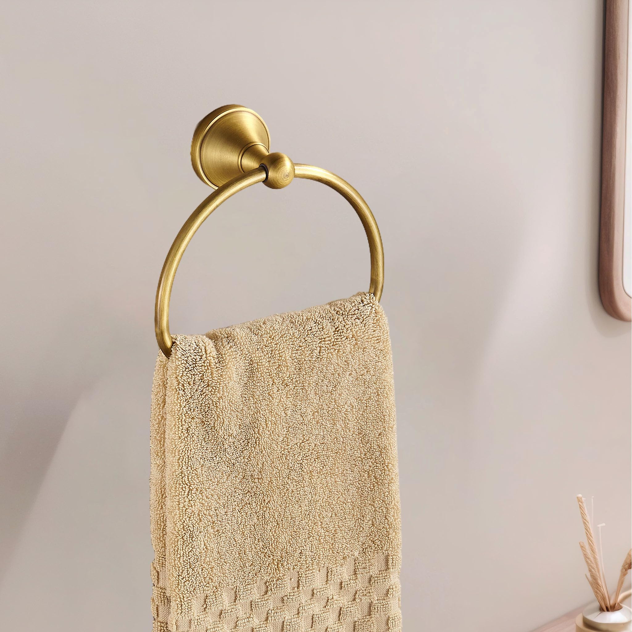 Brass Towel Ring,Antique Hand Towel Holder,Bathroom Antique Brass Hanger Towel Holder for Bathroom Wall Mounted Rustic Bath Accessories Half Round
