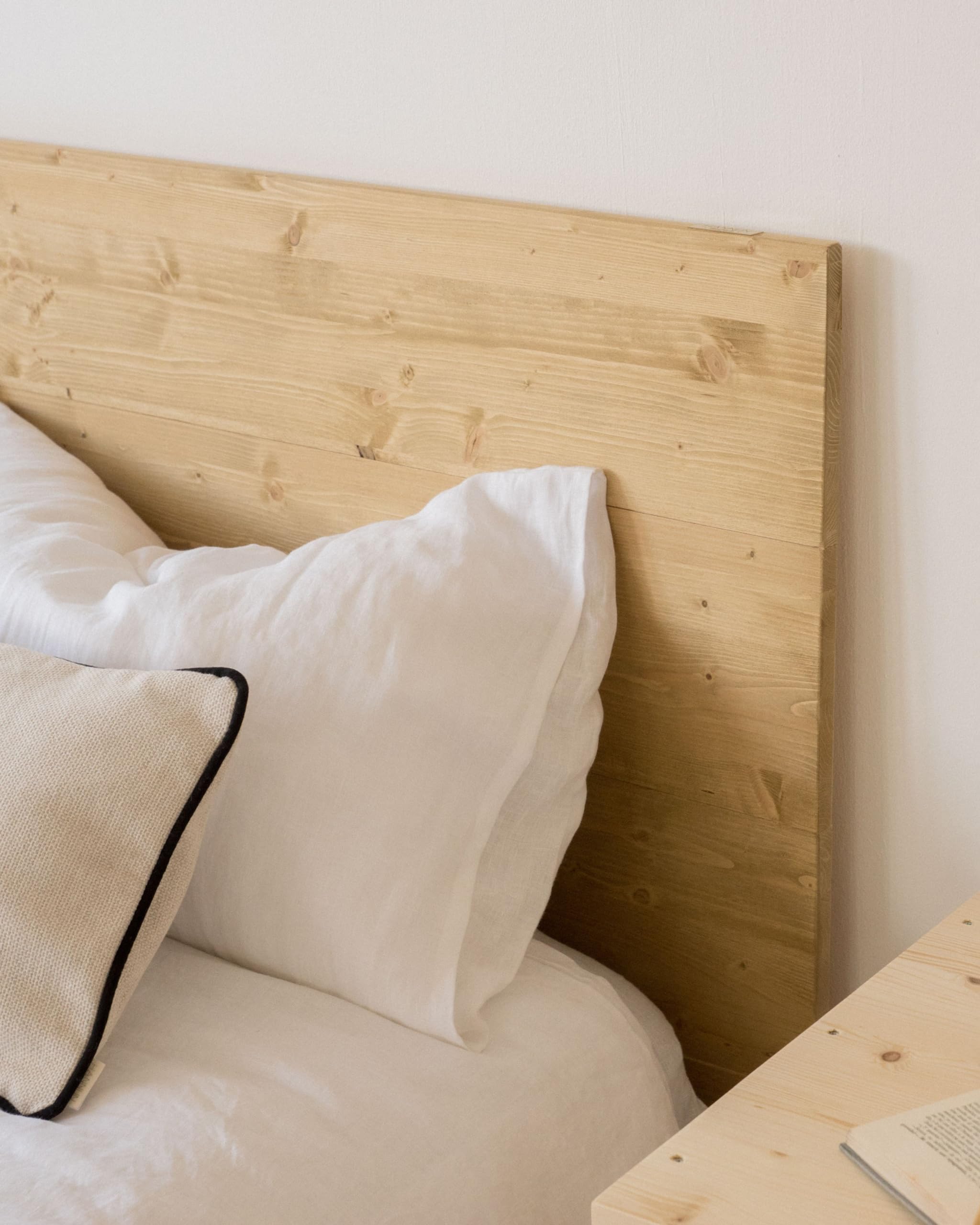 HANNUN - Cabecero de Cama Nala de Madera Artesanal | Madera de Abeto Macizo | Cabecero de Cama Rústico | Cama 150 o Queen Size | Color Natural
