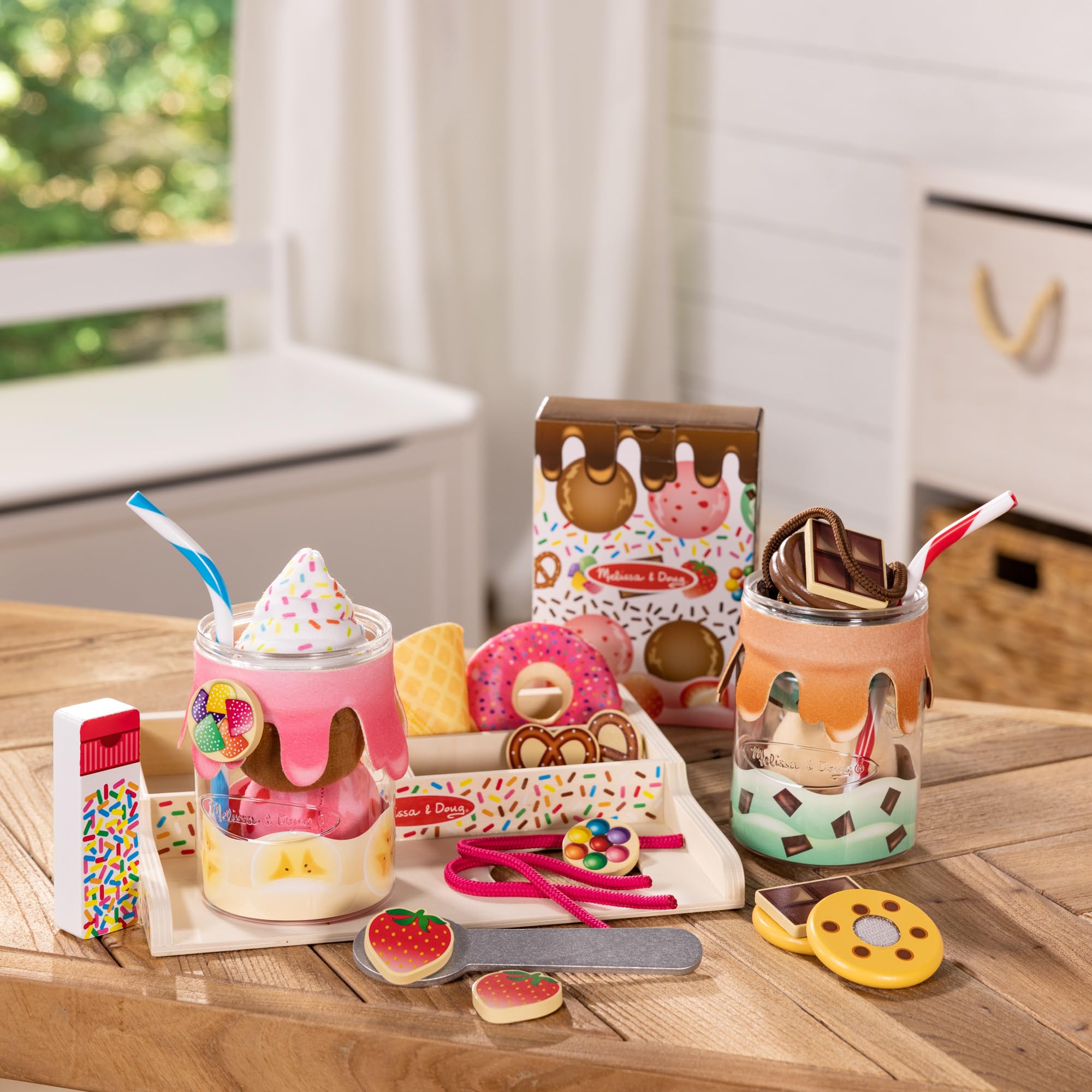 Melissa & Doug Zabawkowy zestaw do przygotowywania koktajli mlecznych do wielokrotnego użytku dla dzieci w wieku powyżej 3. roku życia
