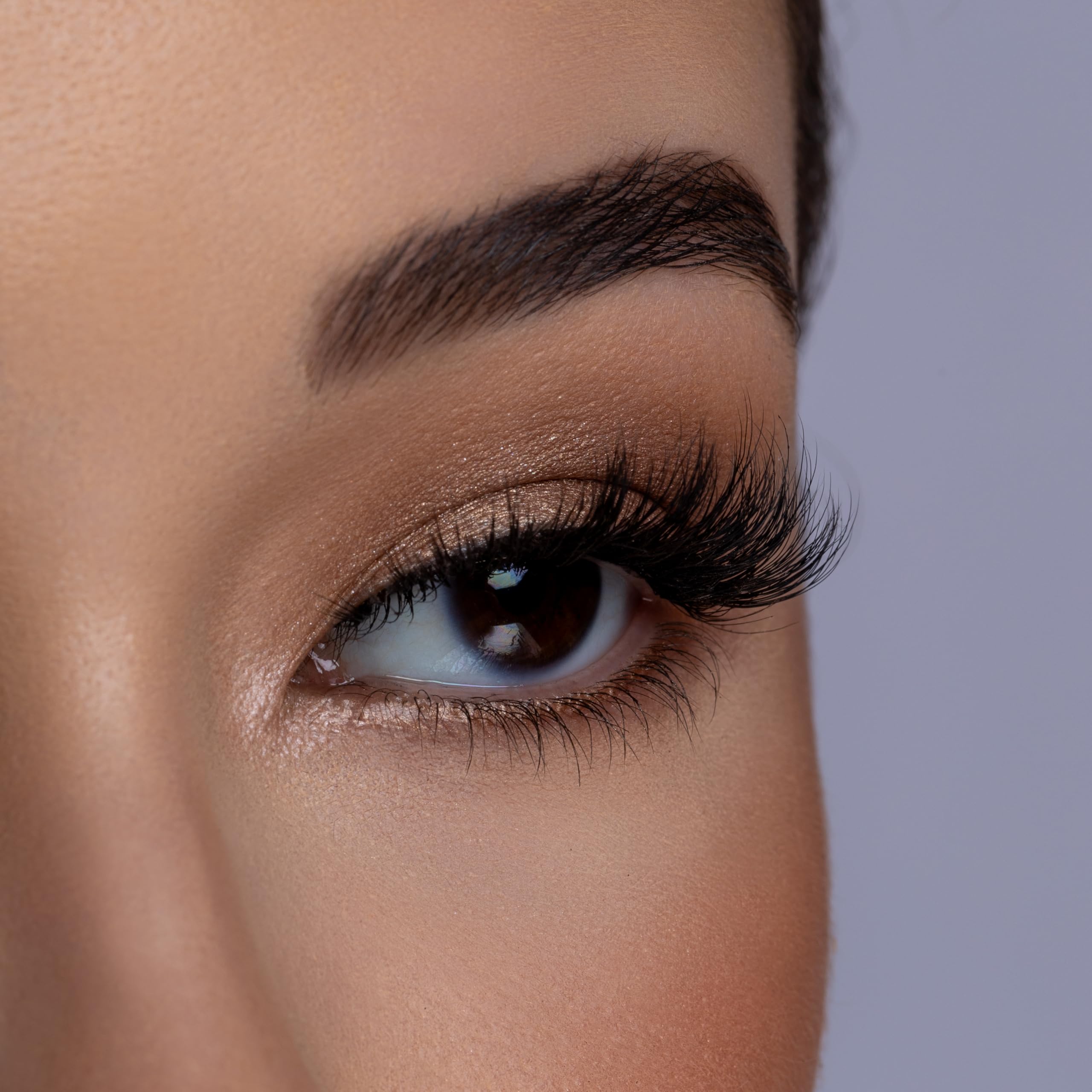 House of Lashes Femme Fatale Weightless and Flexible False Lashes, 3D Faux Mink Eyelash Extensions, Natural and Full Lash Line, Sultry Cat Eye Effect: 1 pair (Pack of 1) Show Off