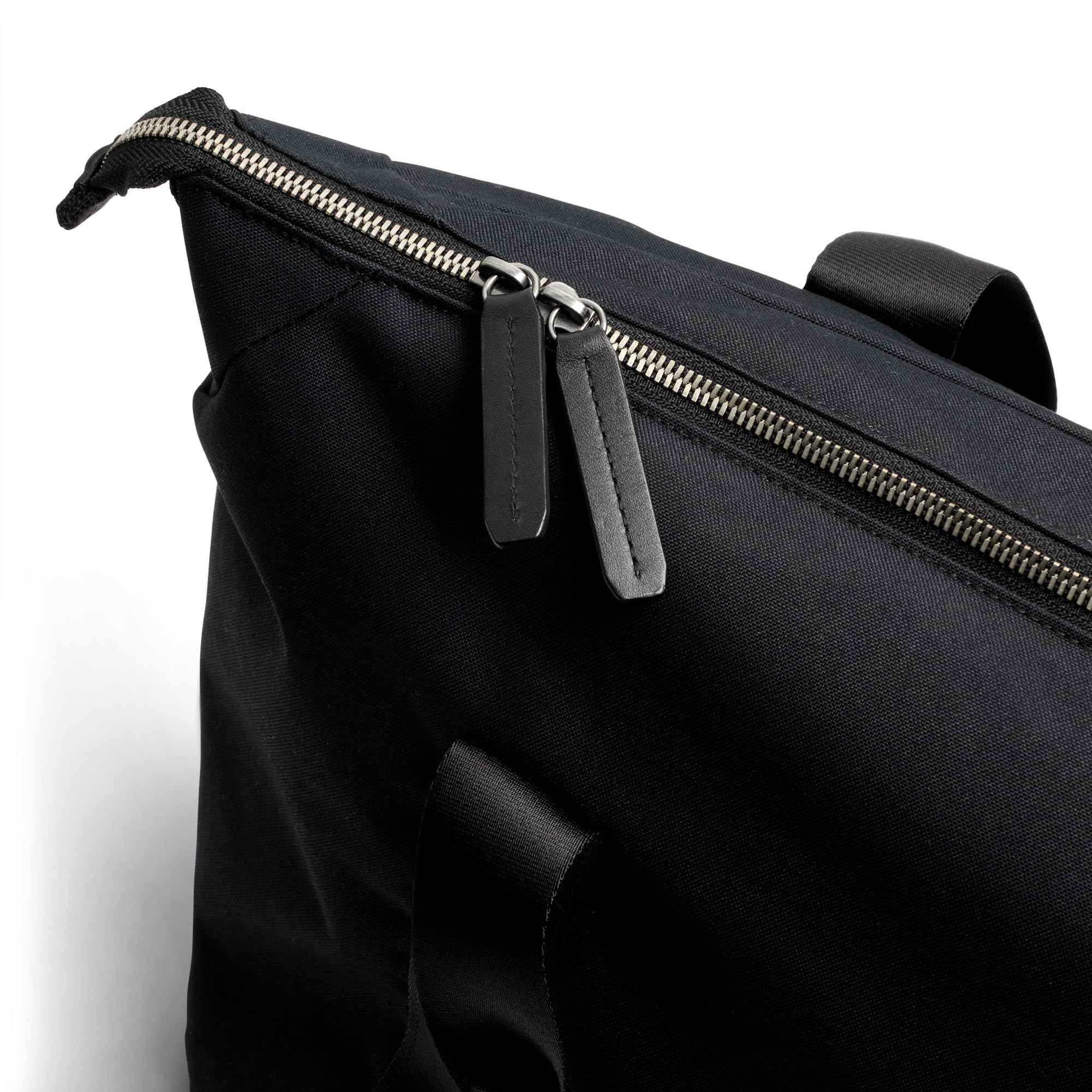 Bellroy Classic Getaway Bag, Bolso tote de viaje 15 pulgadas - Black | Bolso tote de viaje de fin de semana con organización interna y funda trasera para portátil de 15 pulgadas