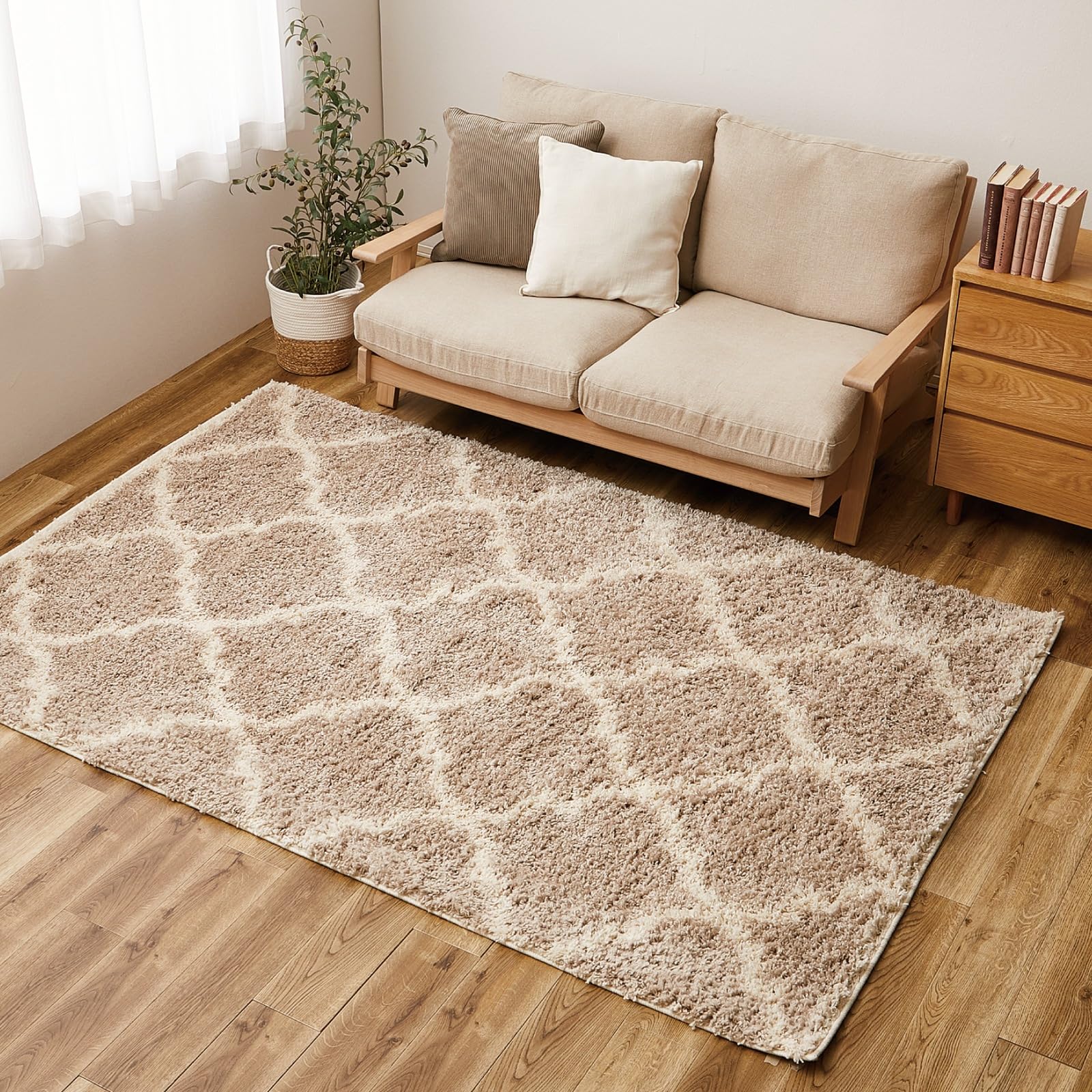 Amazon | 萩原 ウィルトン織ラグ ラリス ベージュ 約130×190cm 長毛