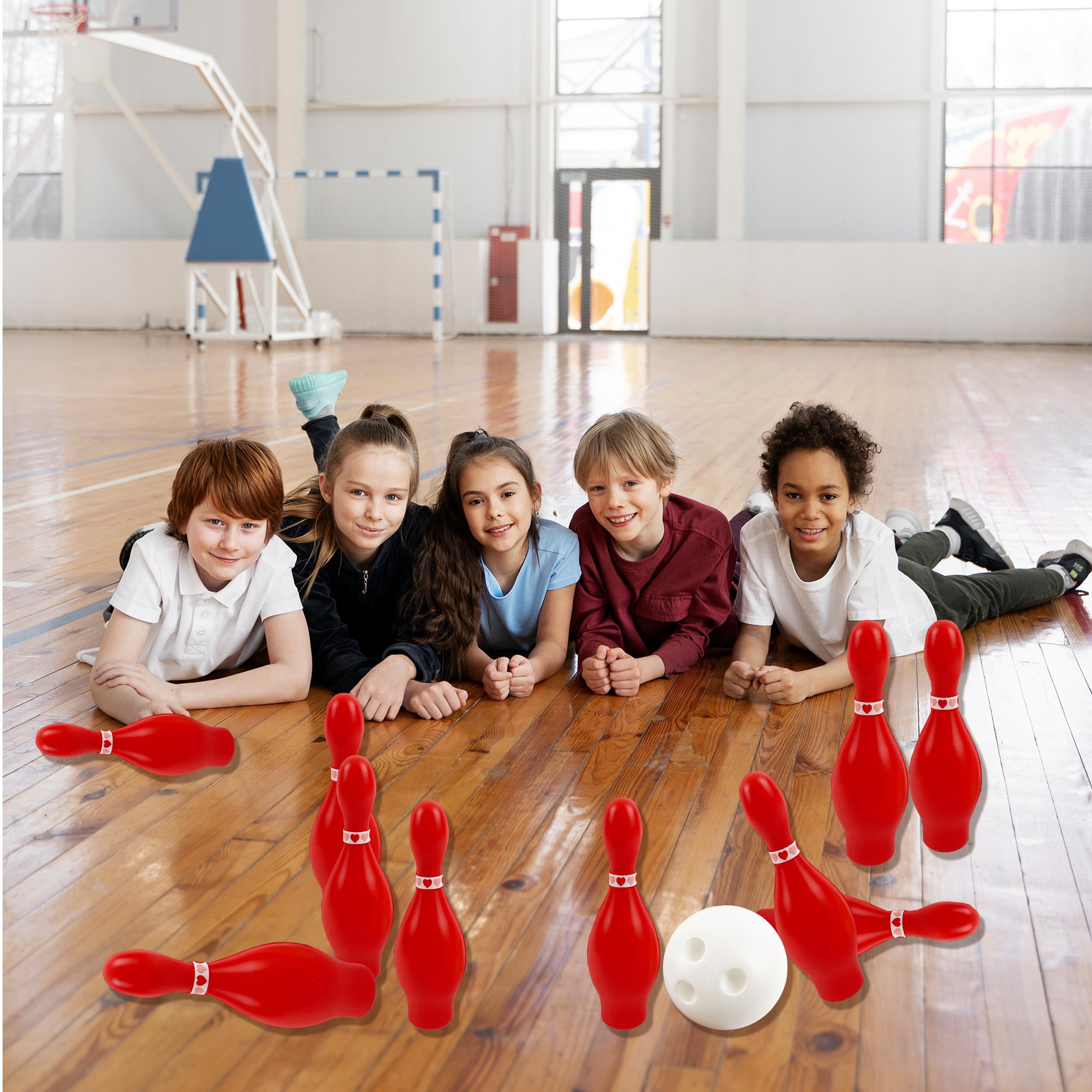 Juego de bolos para el día de San Valentín, 10 pines rojos, 2 bolas, juego de carnaval para interiores y exteriores, juegos de fiesta de San Valentín, actividades galentinas para niños y 5
