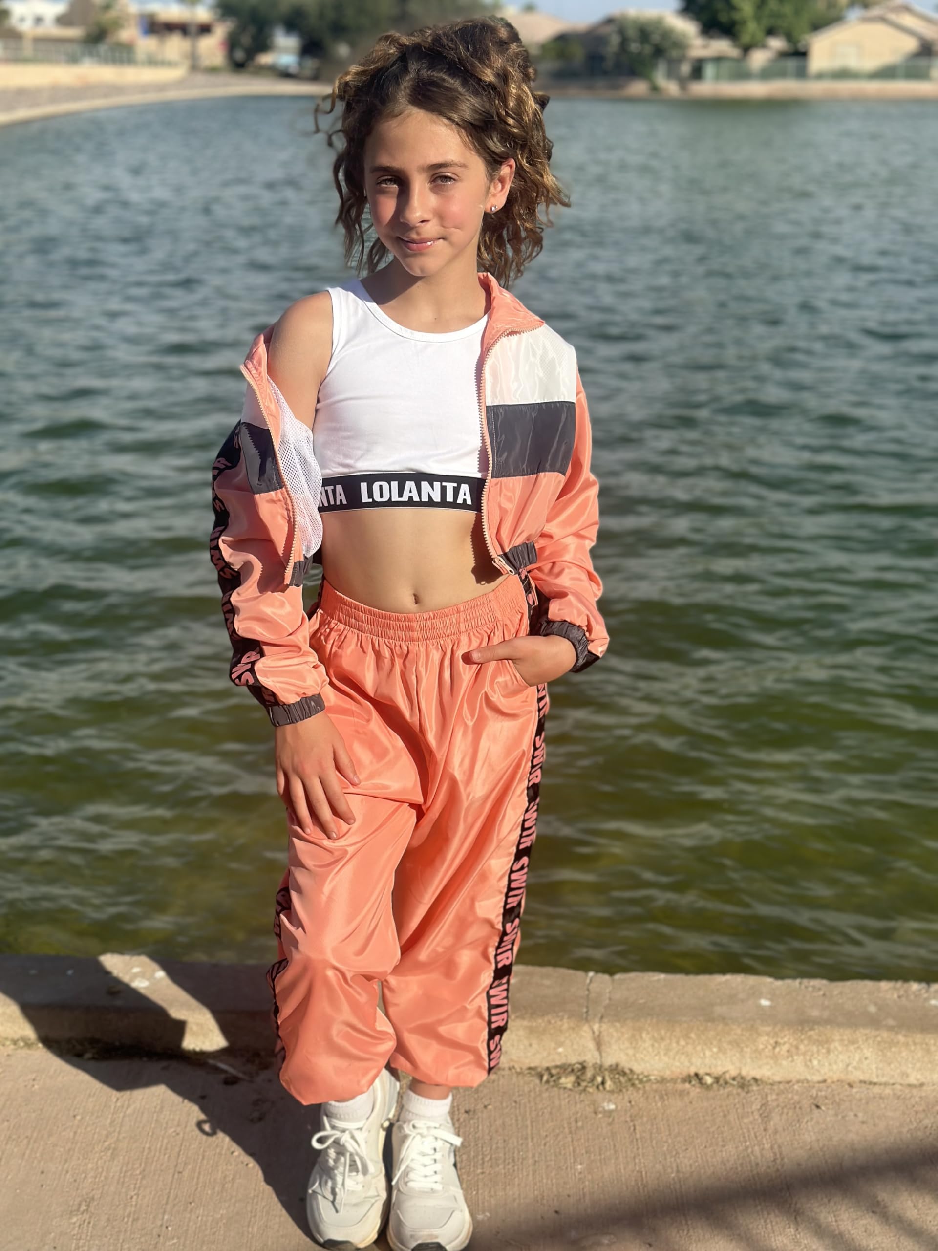 LOLANTA 3-teiliges Hip-Hop-Outfit für Mädchen, 80er-Jahre-Retro-Trainingsanzug mit Farbblockdesign, bauchfreies Tanktop, Reißverschlussjacke, Jogginghose 4–13 Jahre