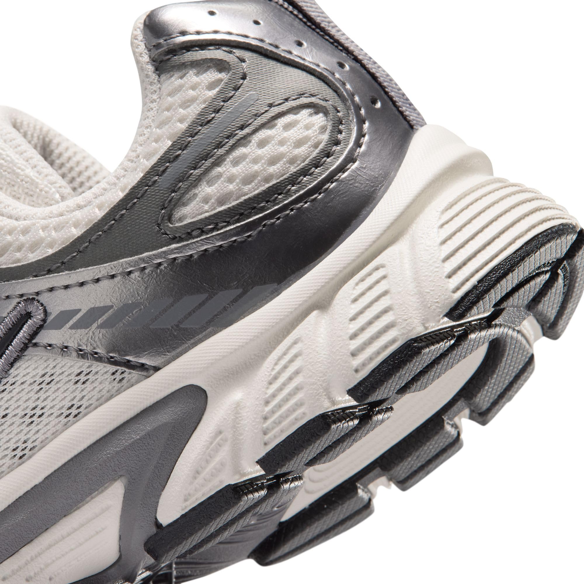 Nike V5 RNR Schuh für jüngere Kinder, HQ6412