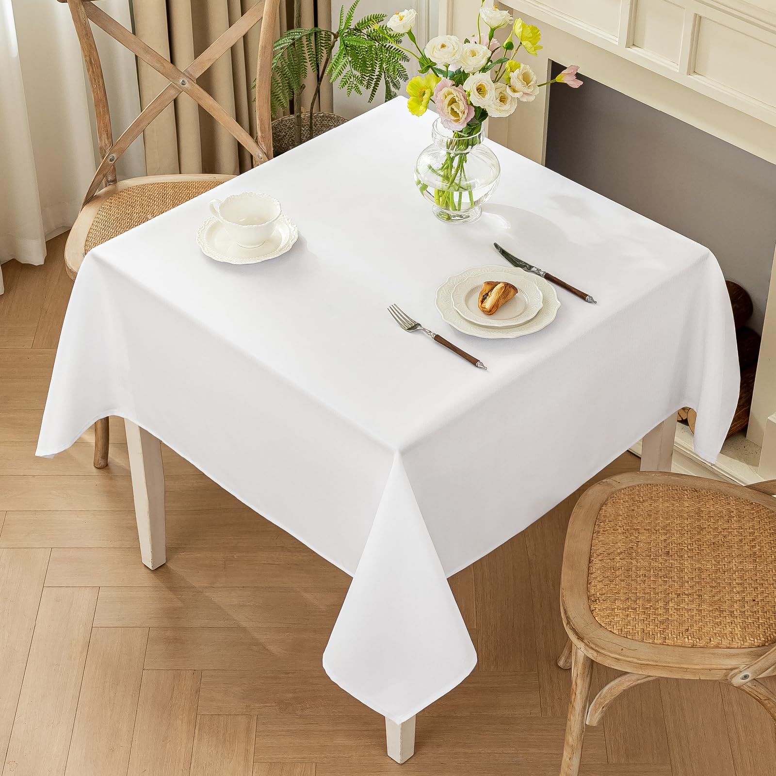 Moonooda Tischdecke, Tischdecken Abwaschbar 180g/㎡ Tischtuch aus Polyester Wasserabweisend mit Lotuseffekt, Dauerhaft Kratzfest für Wohnzimmer, Esszimmer, Balkon, Garten