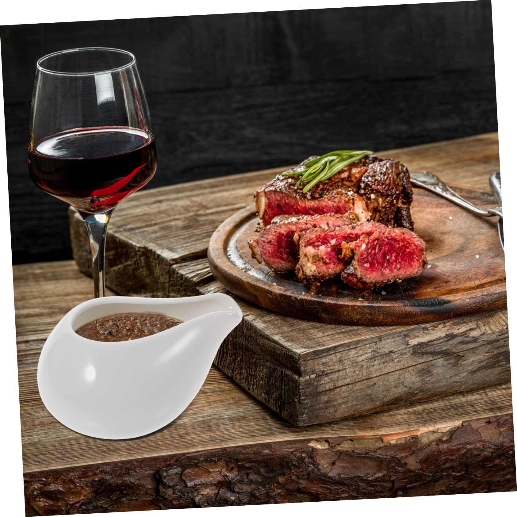 OFFSCH 2Pcs Ceramic Gravy Boats White Sauce Holders for Dinning Table Decor for Sauces Dressings and Seasonings Easy to Clean for Individual Family Serving