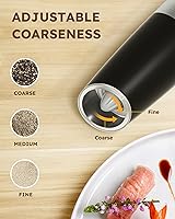 Vista 3 de Sangcon Gravity - Juego de molinillo eléctrico de sal y pimienta, molinillo automático con luz LED, funciona con pilas, grosor ajustable con una