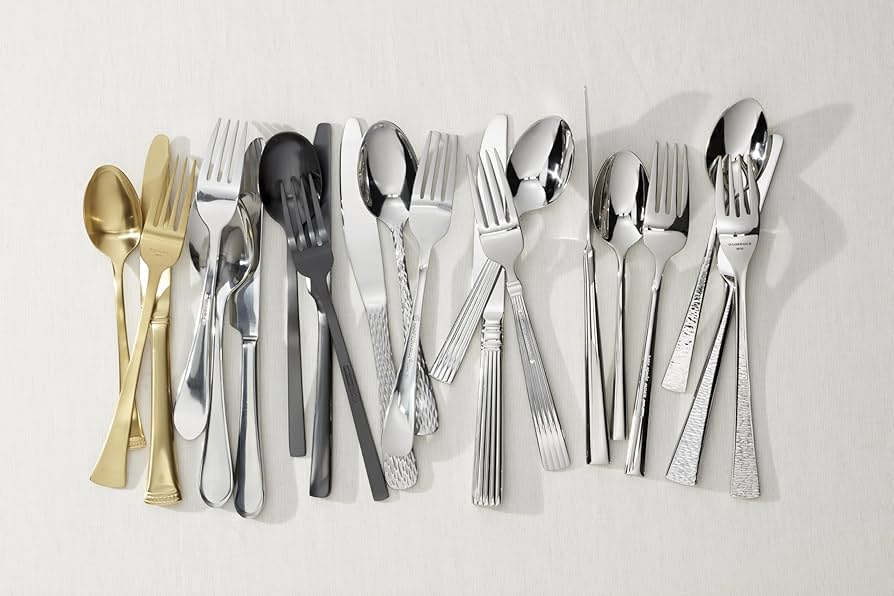 リード&バートン　Reed & Barton チュリーン 食器 Amazon.com | Reed & Barton 0 Crescendo II 65-Piece Flatware