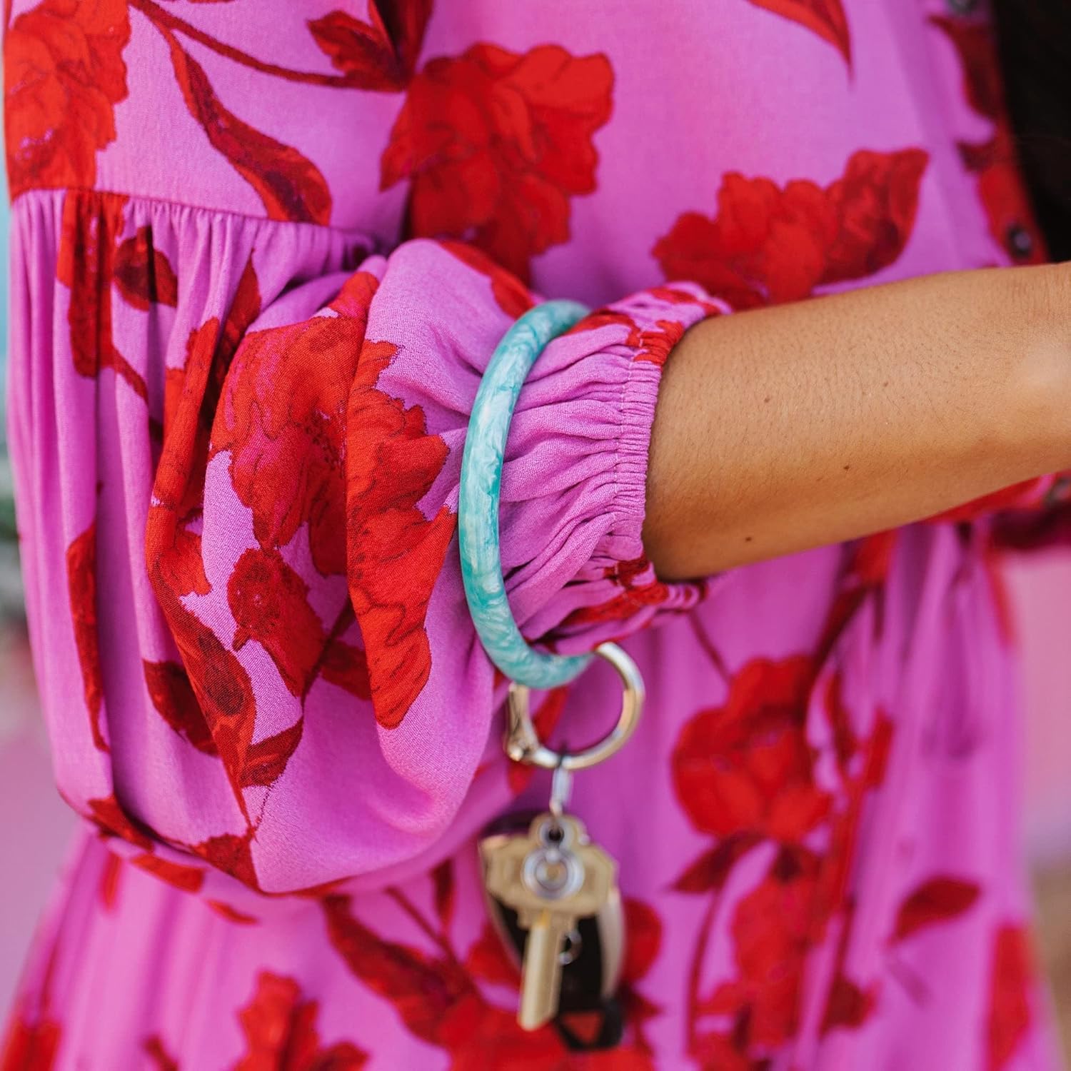 Oventure Resin Big O® Key Ring – Hands-Free Bracelet Keychain | Stylish, Durable & $30 Gift for Women - Image 3