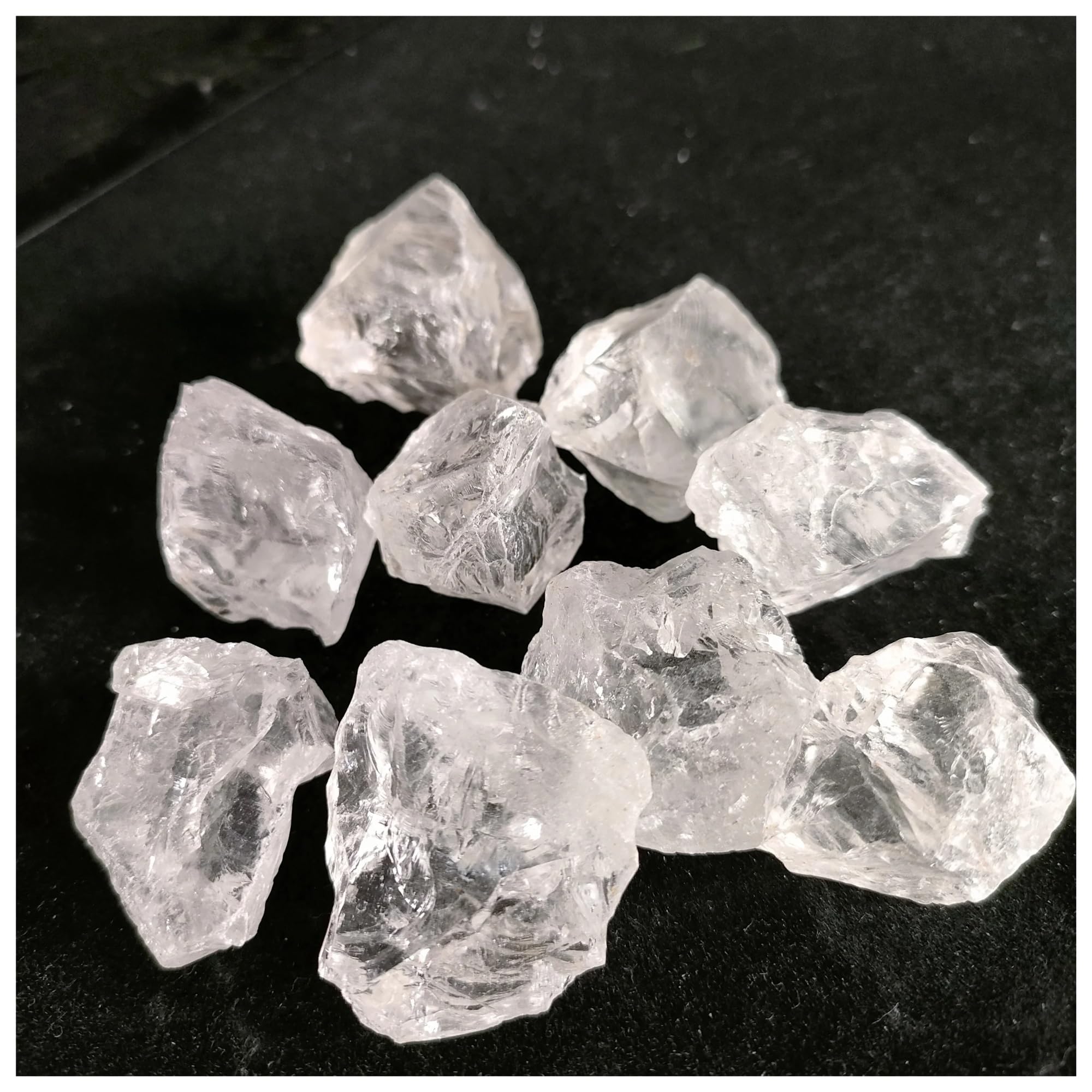AARTERZZA 1kg 2.5-3.5cm Crystal Stones Clear Quartz Raw