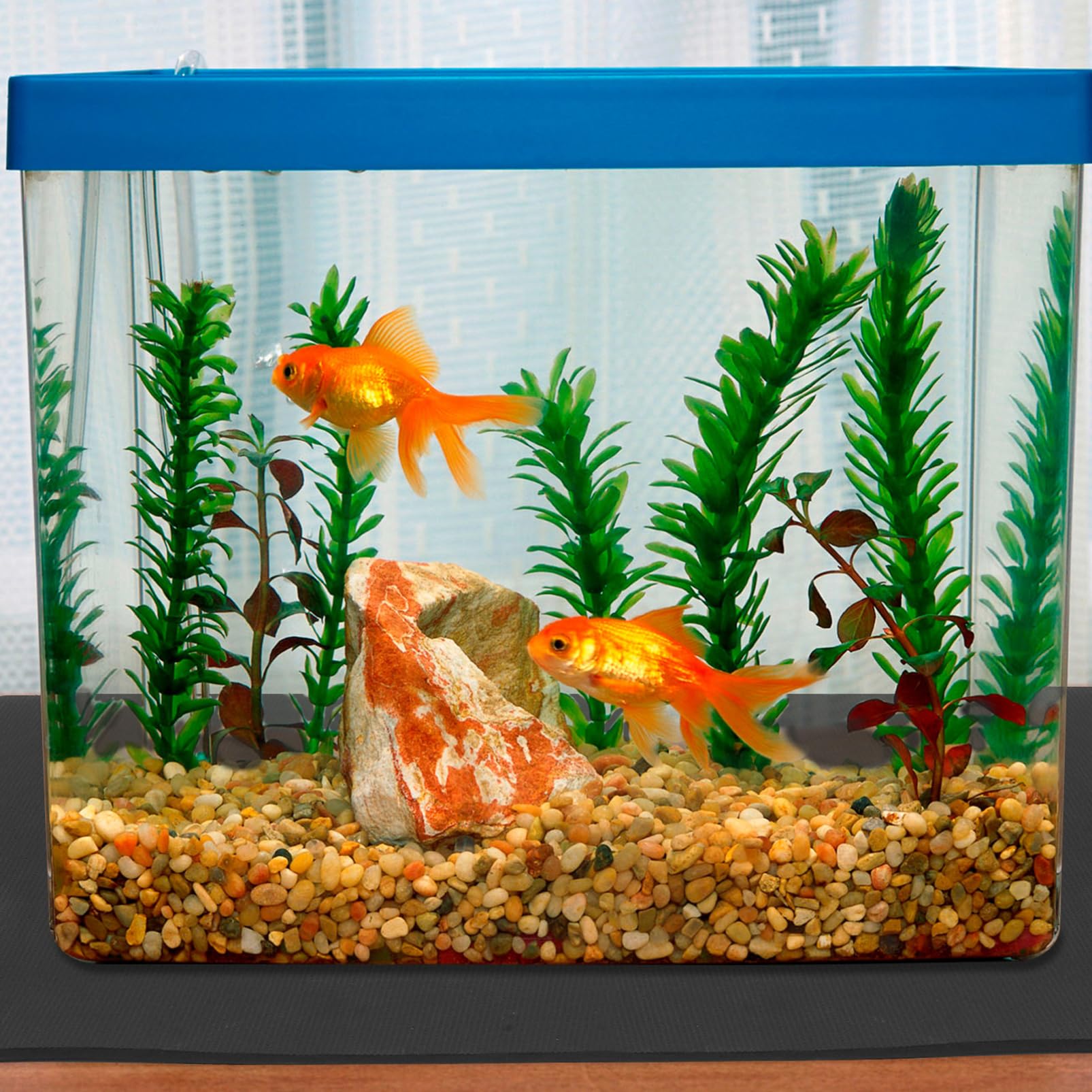 UPKOCH Tapis d'Aquarium Antidérapant 60 x 40 cm Anti-Vibrations